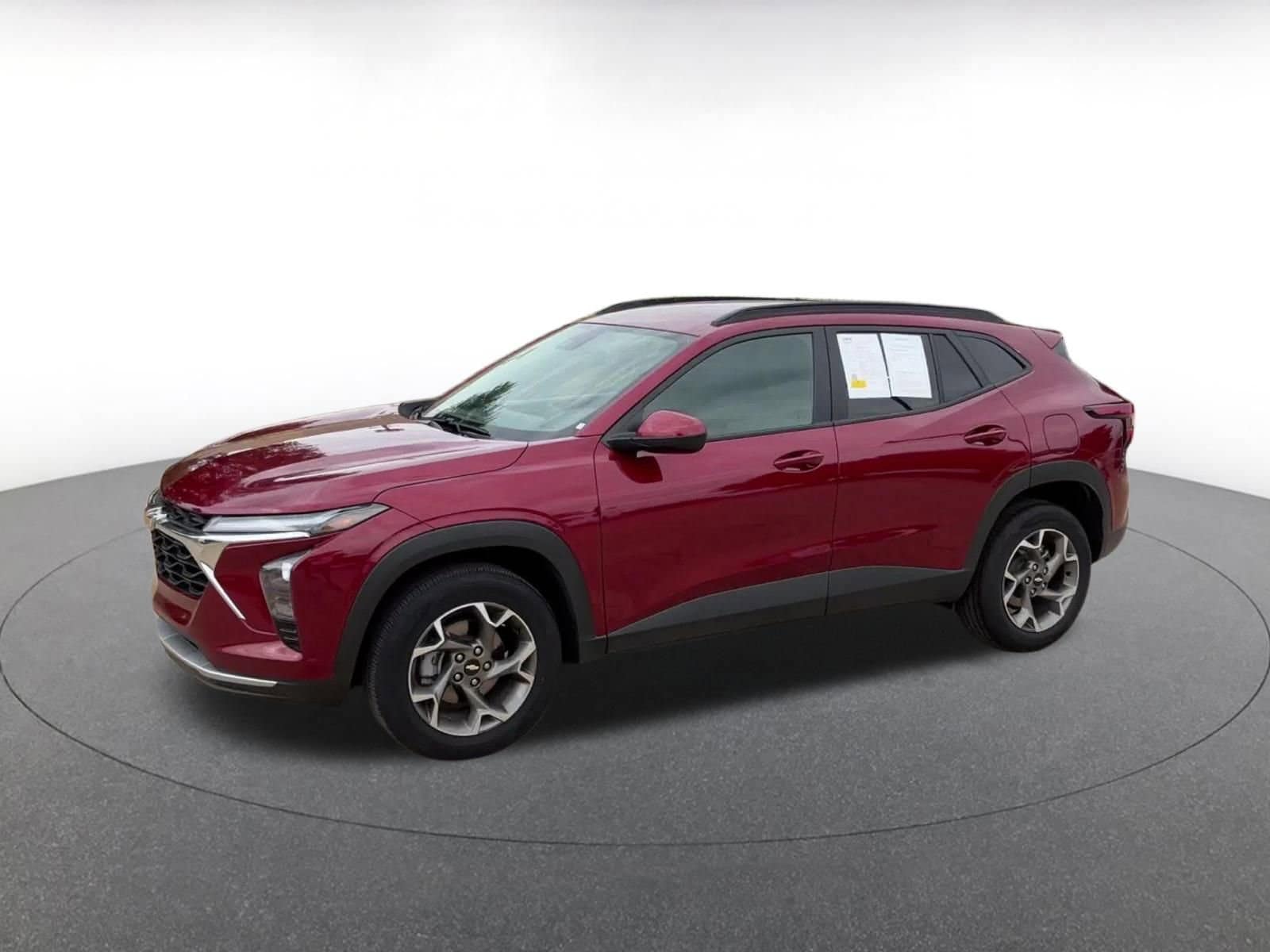 Thumbnail: 2025 Chevrolet Trax - 8