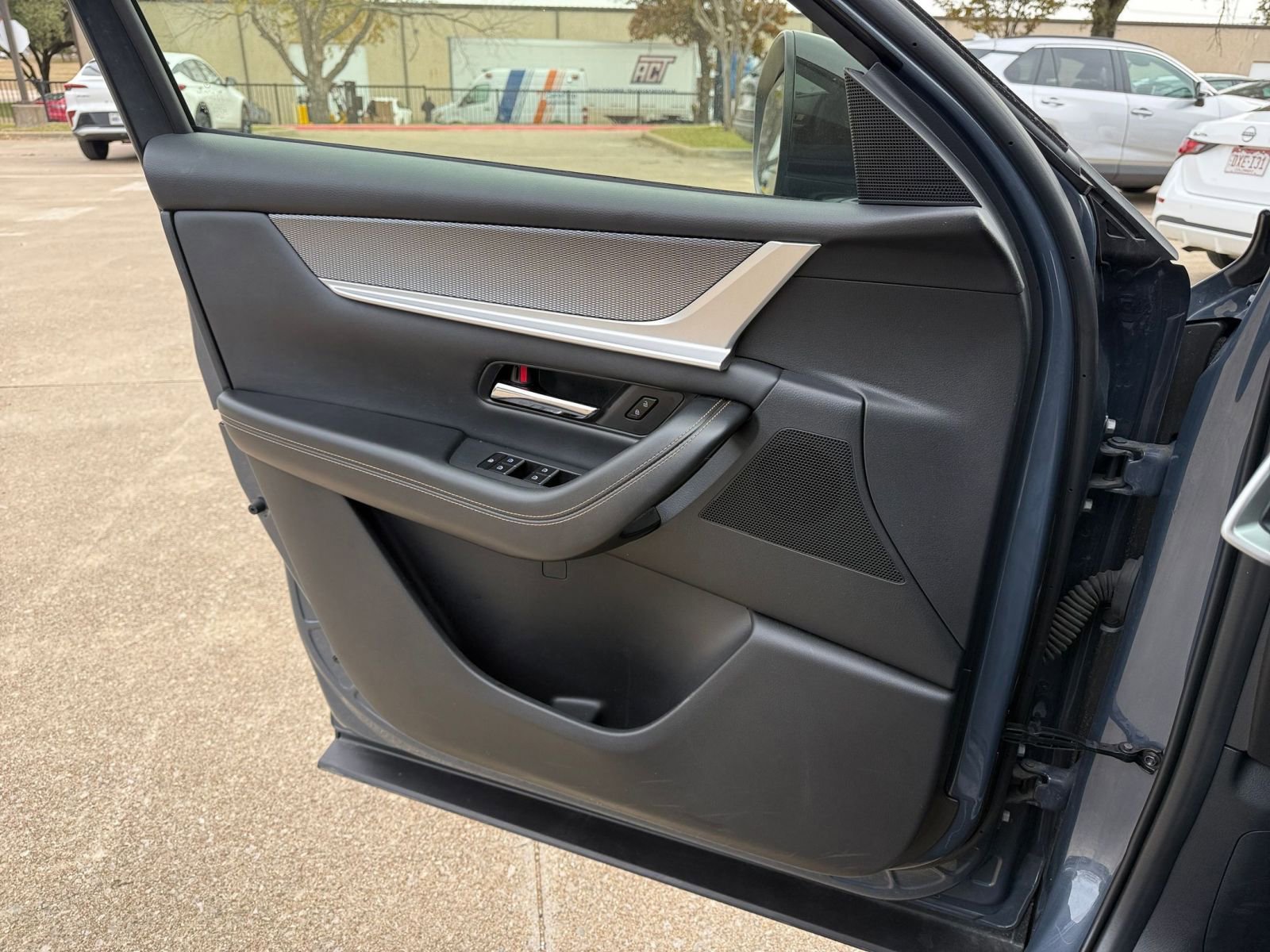 Thumbnail: 2025 Mazda CX-70 - 20