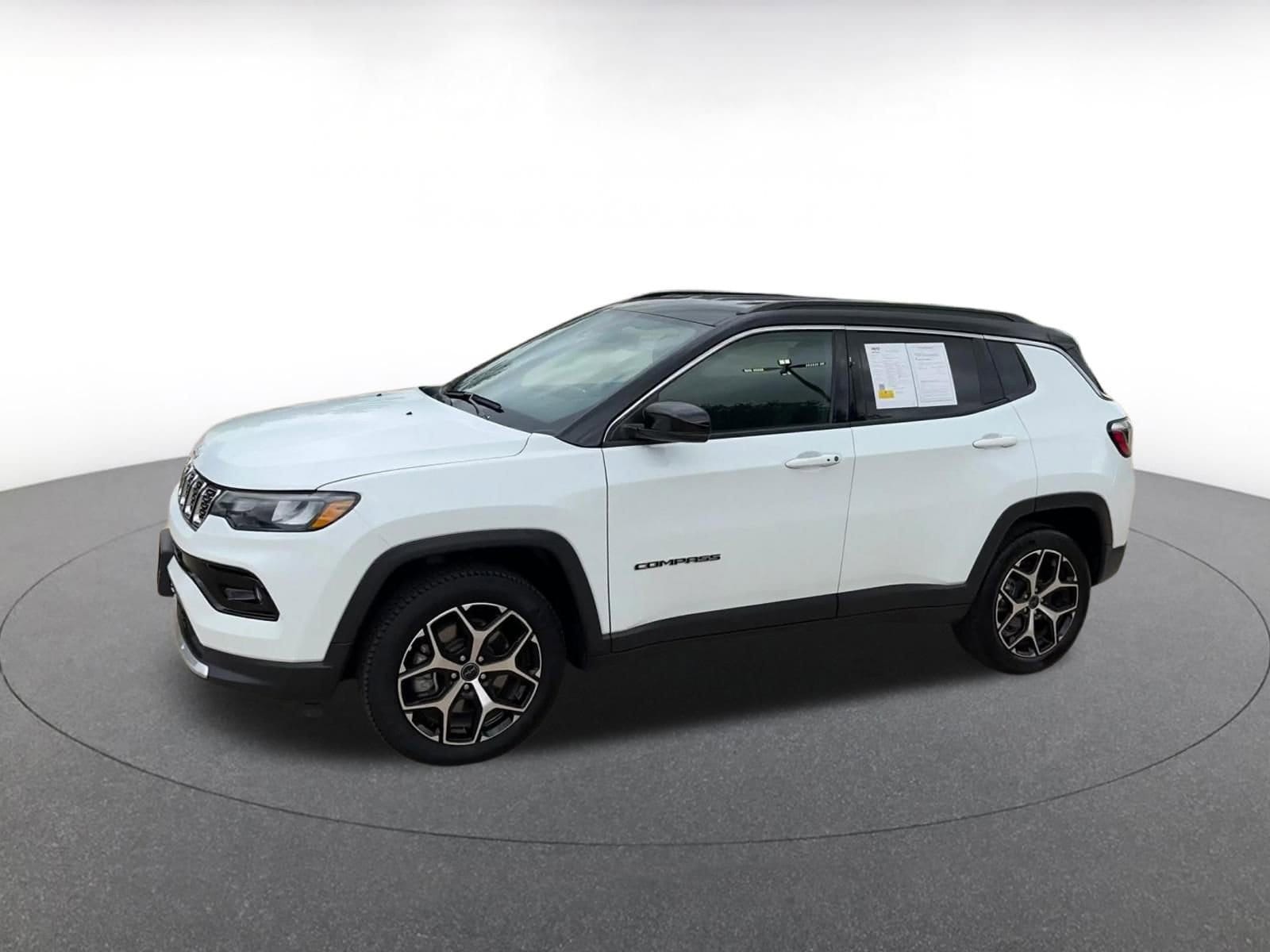 Thumbnail: 2025 Jeep Compass - 8