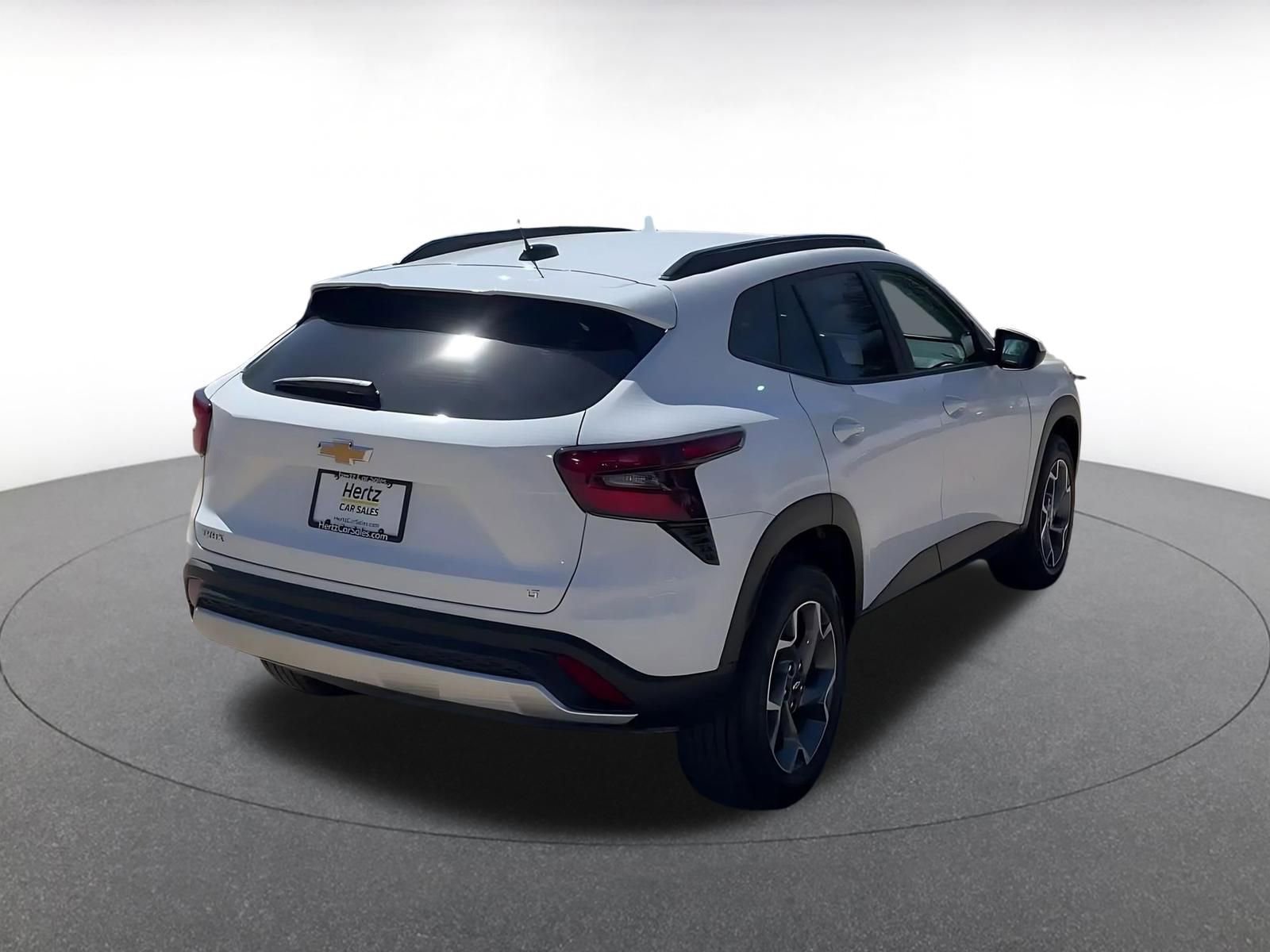 Thumbnail: 2025 Chevrolet Trax - 14