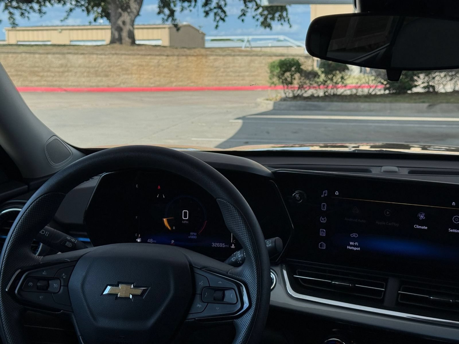 Thumbnail: 2025 Chevrolet Trax - 33