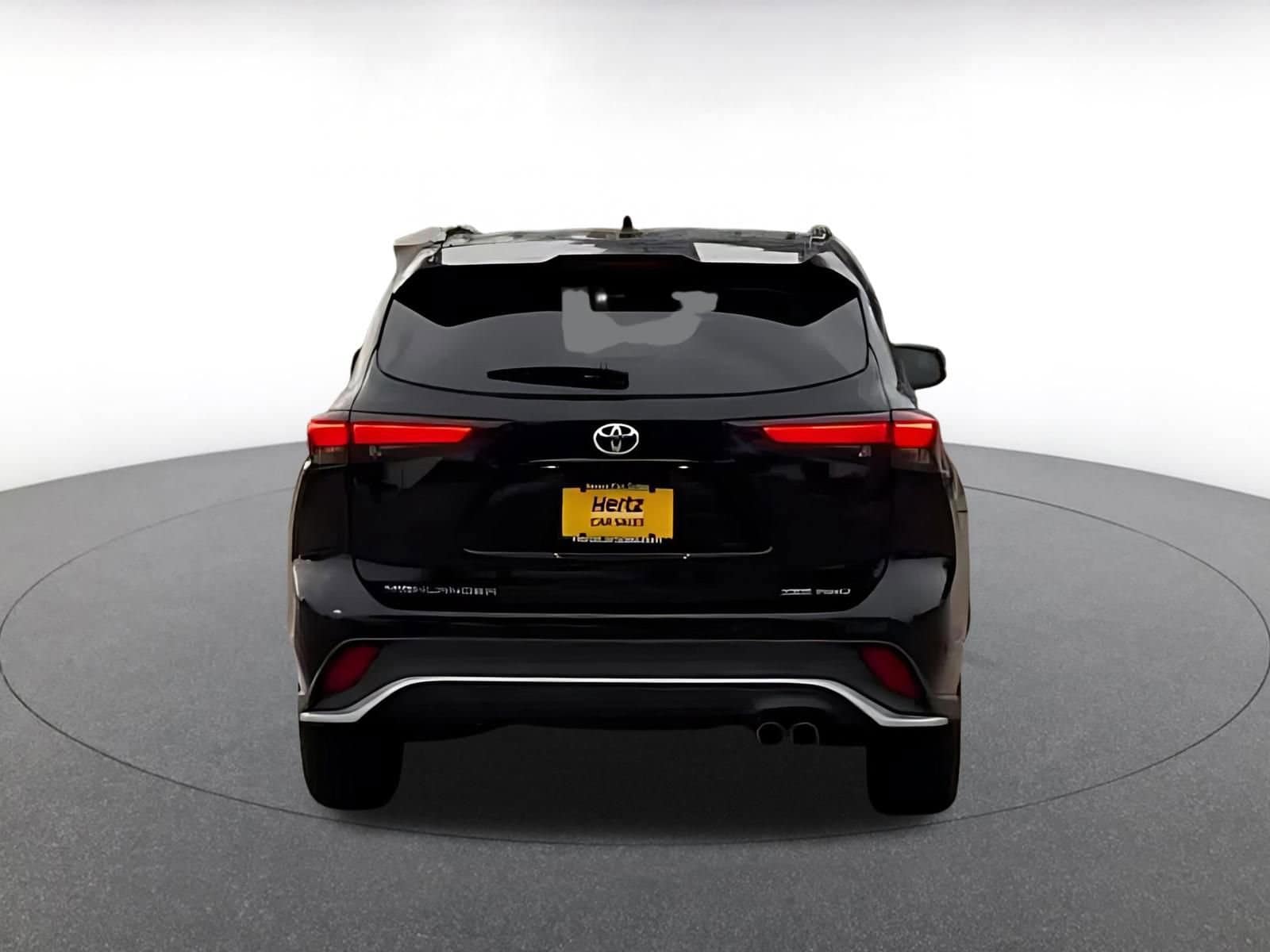 Thumbnail: 2025 Toyota Highlander - 12