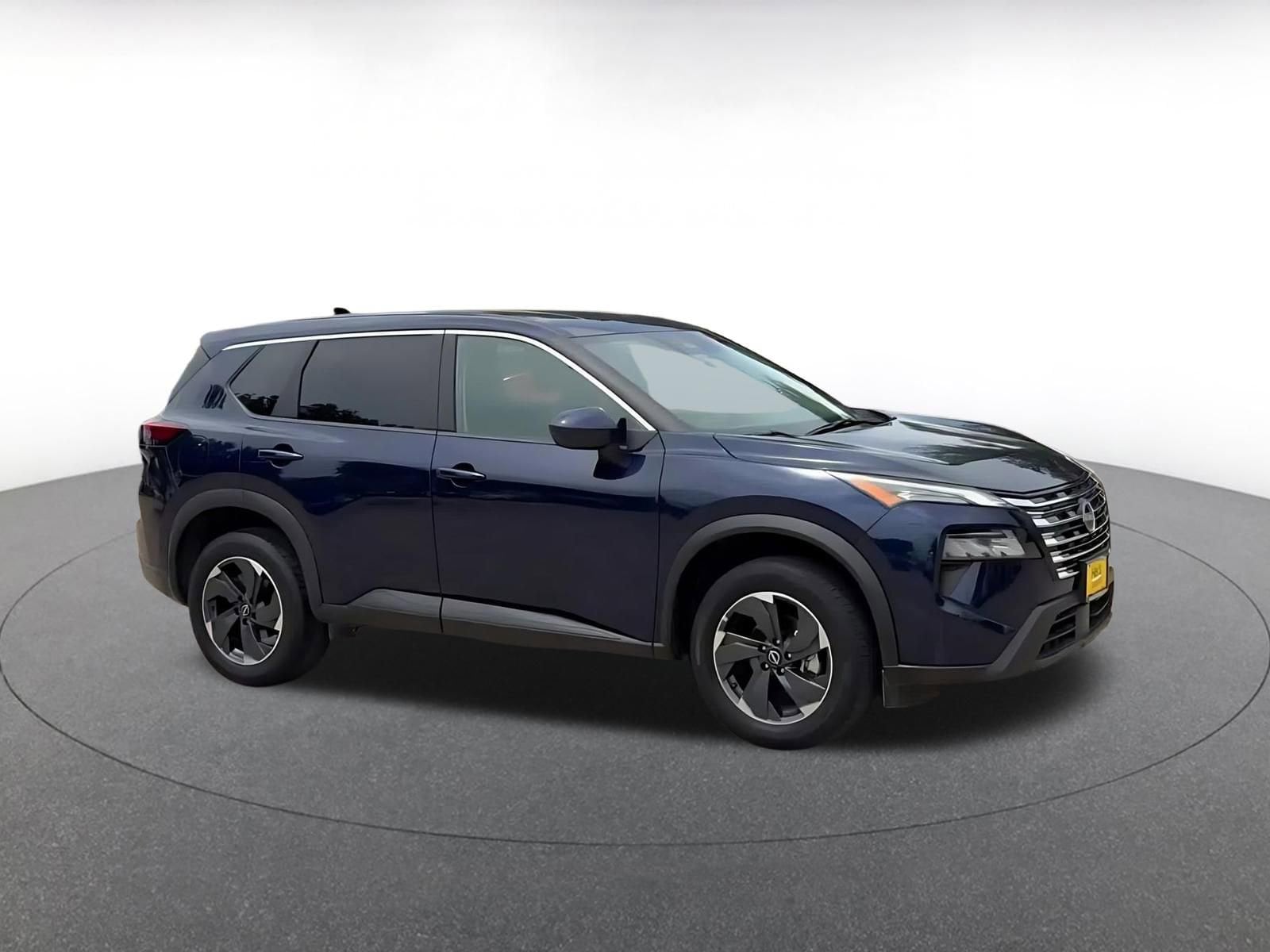 Thumbnail: 2025 Nissan Rogue - 2