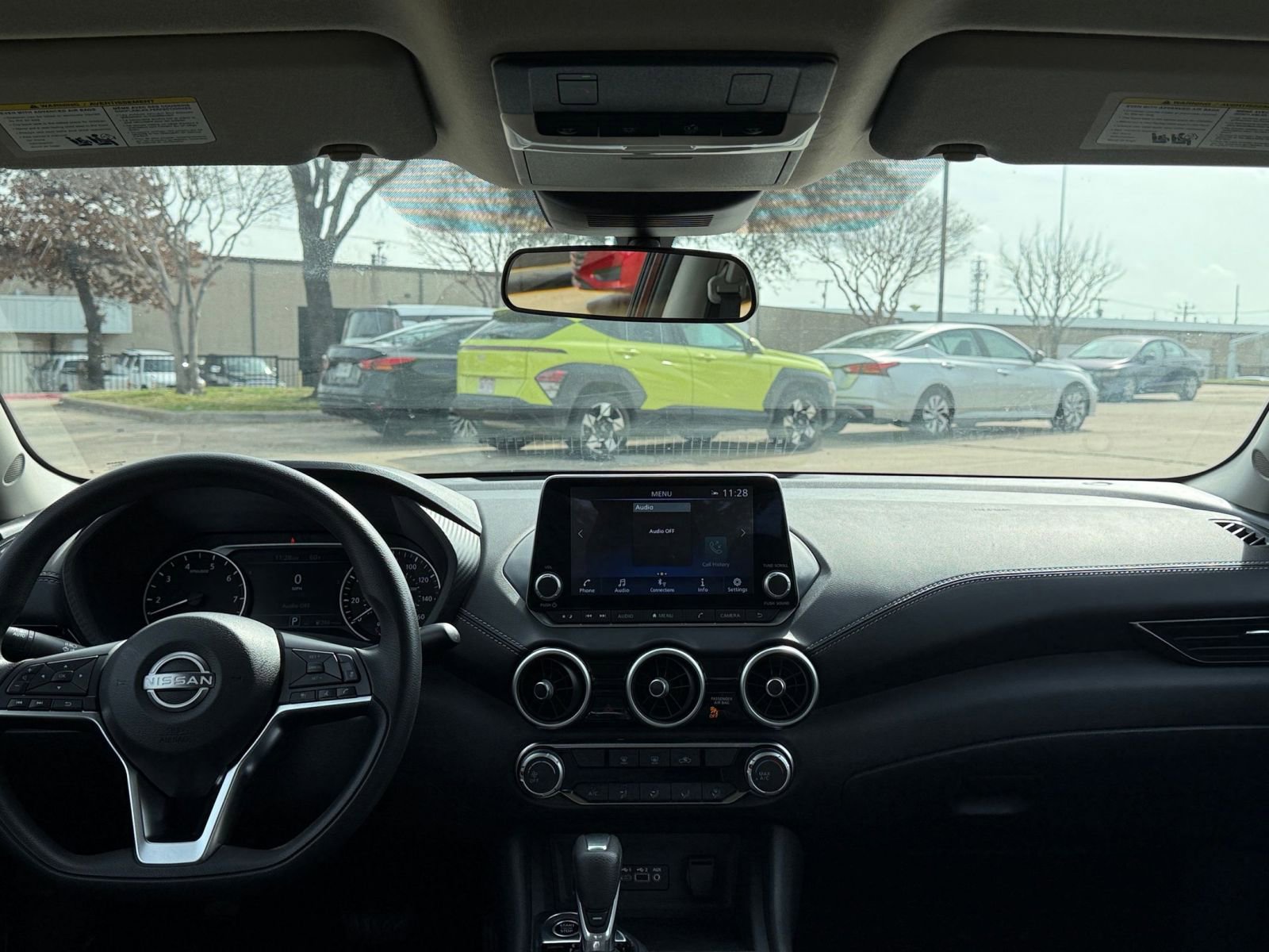 Thumbnail: 2025 Nissan Sentra - 33