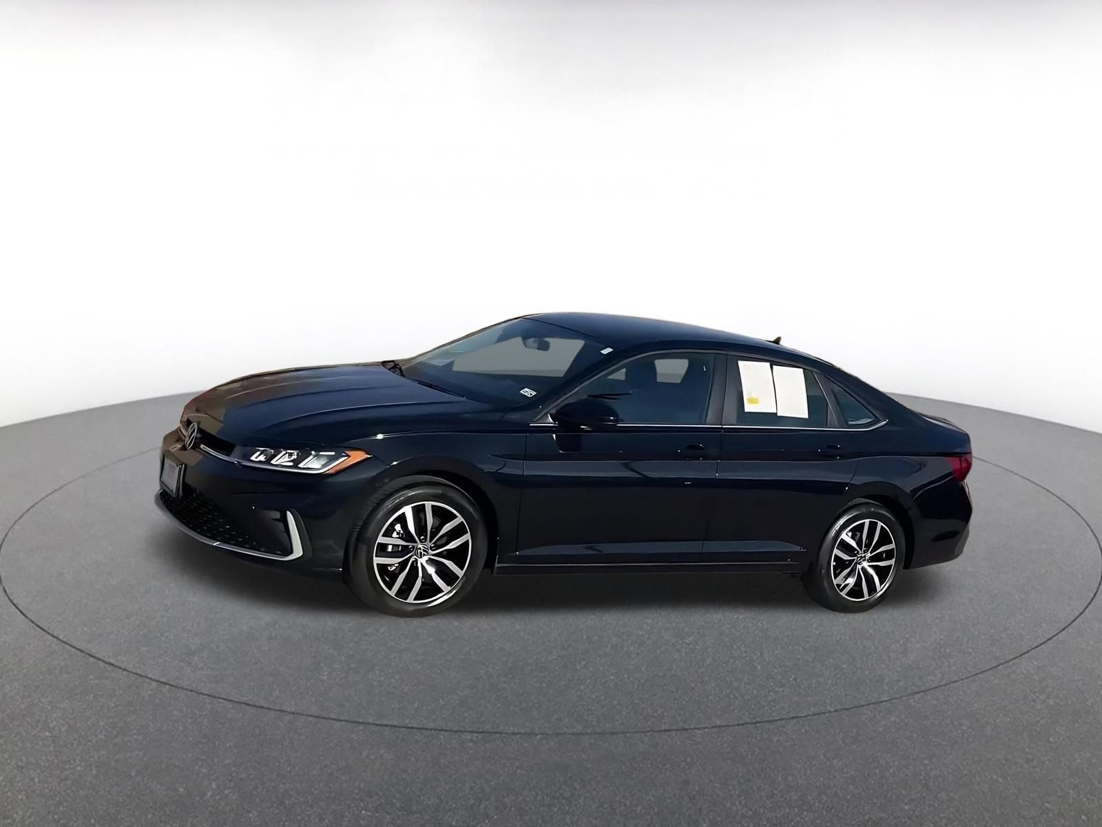 Thumbnail: 2025 Volkswagen Jetta - 8