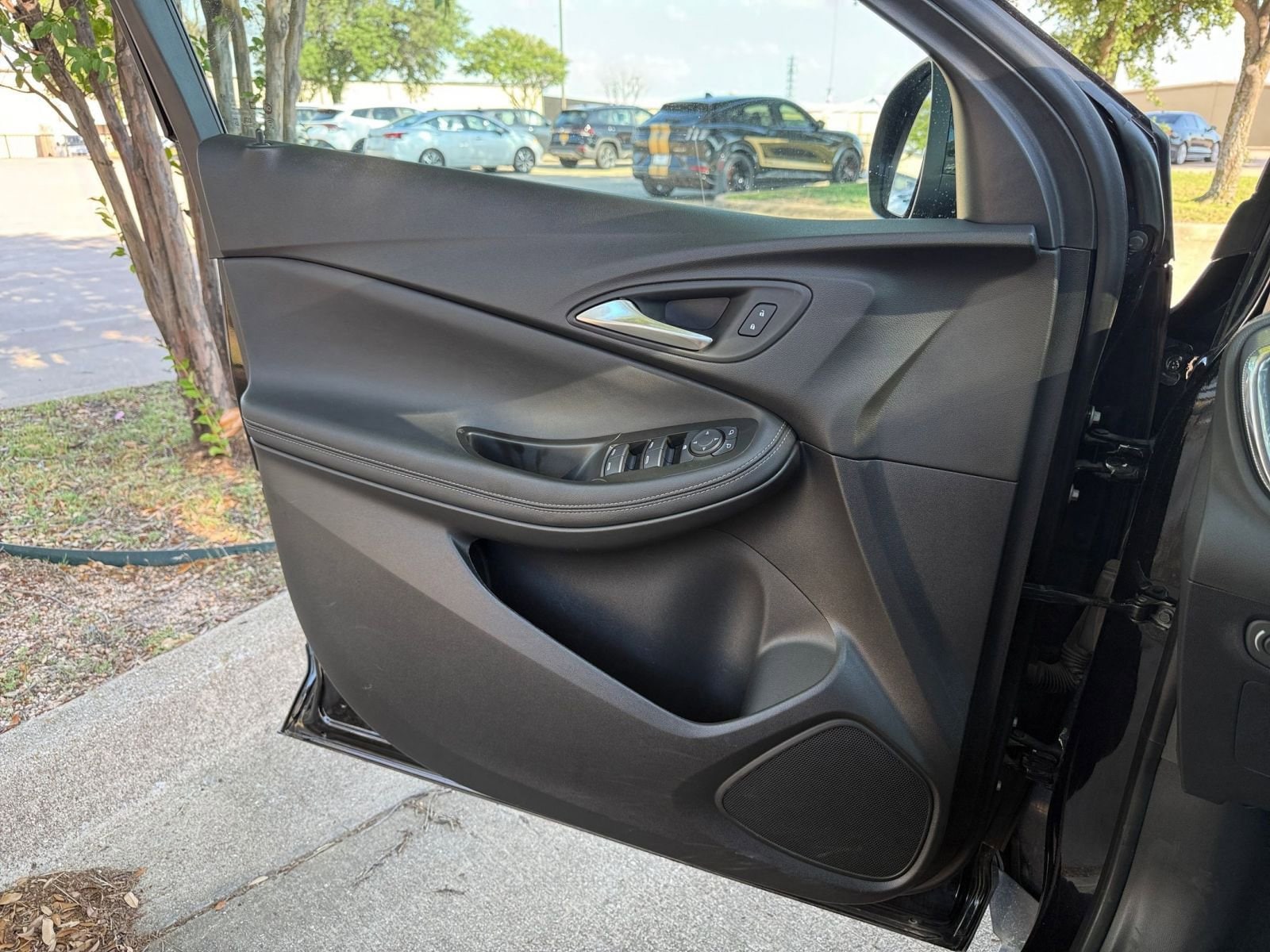 Thumbnail: 2025 Buick Encore GX - 18