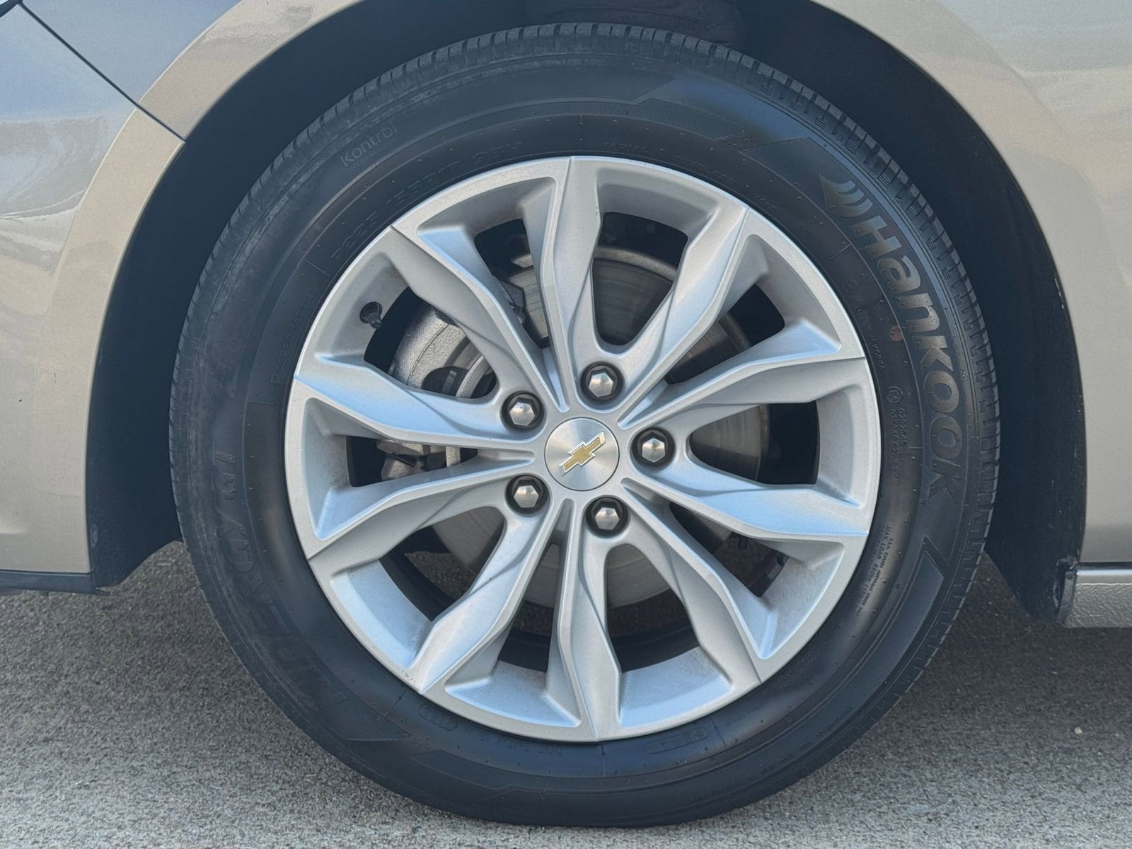 Thumbnail: 2024 Chevrolet Malibu - 30