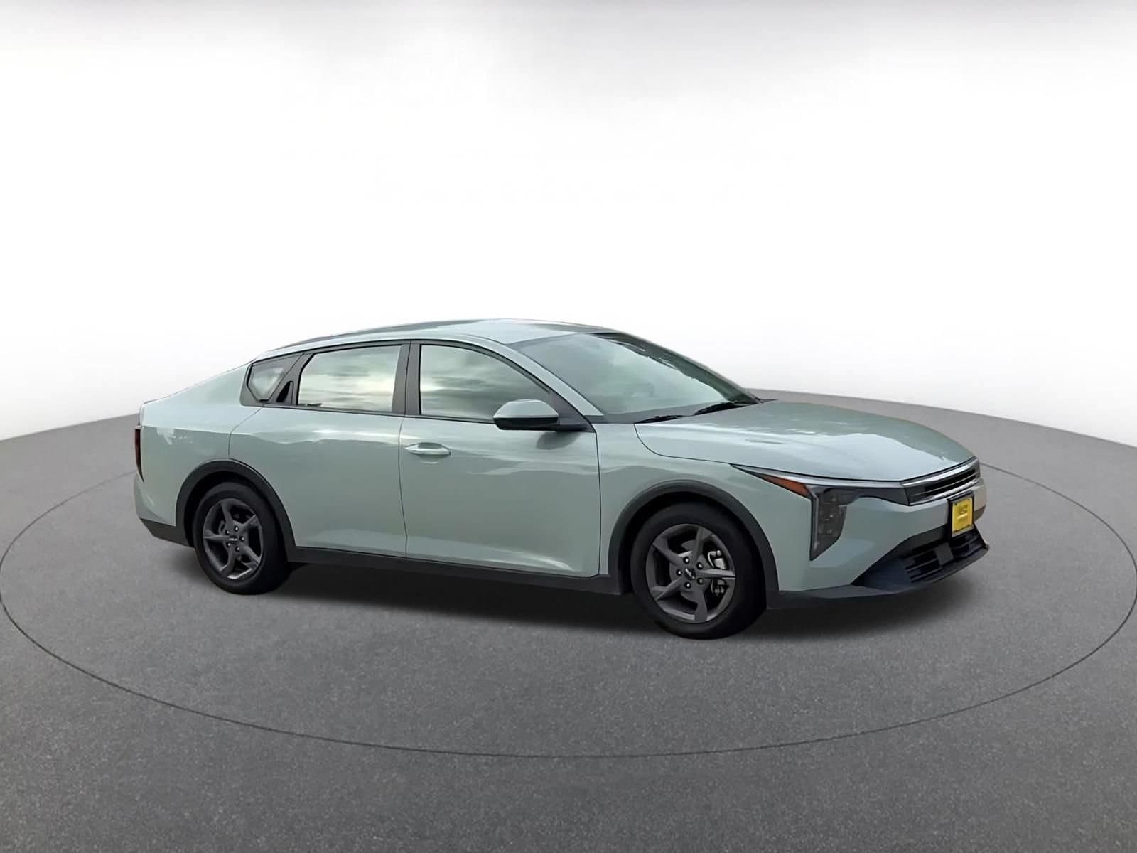 Thumbnail: 2025 Kia K4 - 2