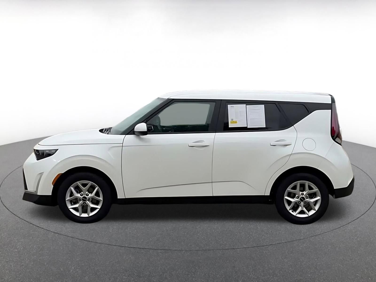 Thumbnail: 2025 Kia Soul - 9