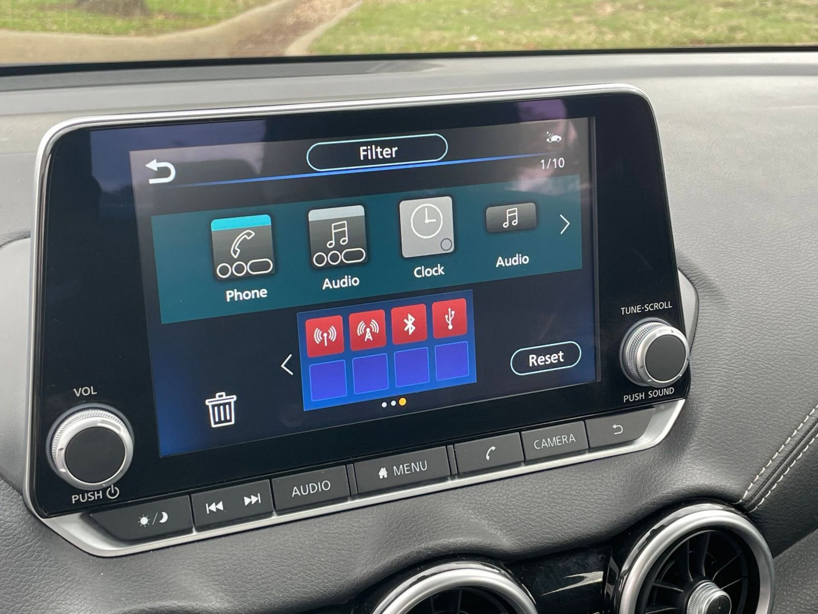 Thumbnail: 2025 Nissan Sentra - 21