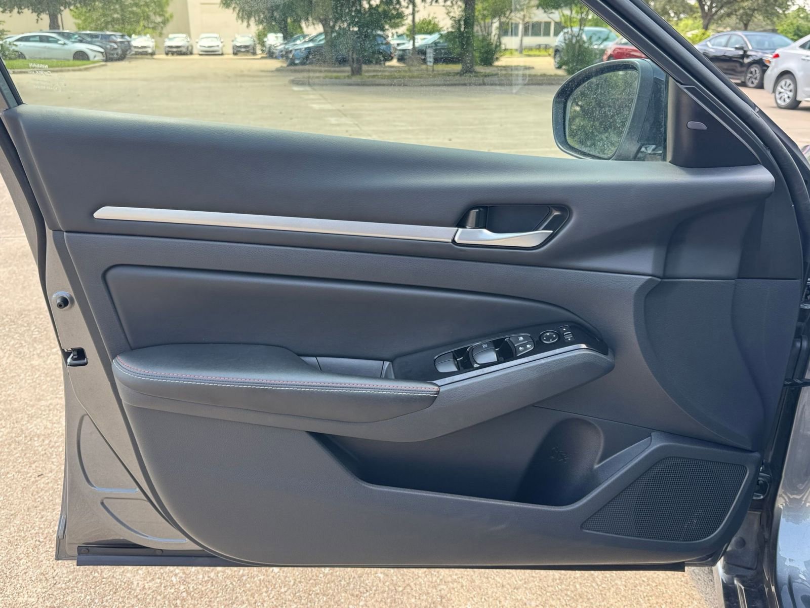 Thumbnail: 2024 Nissan Altima - 20