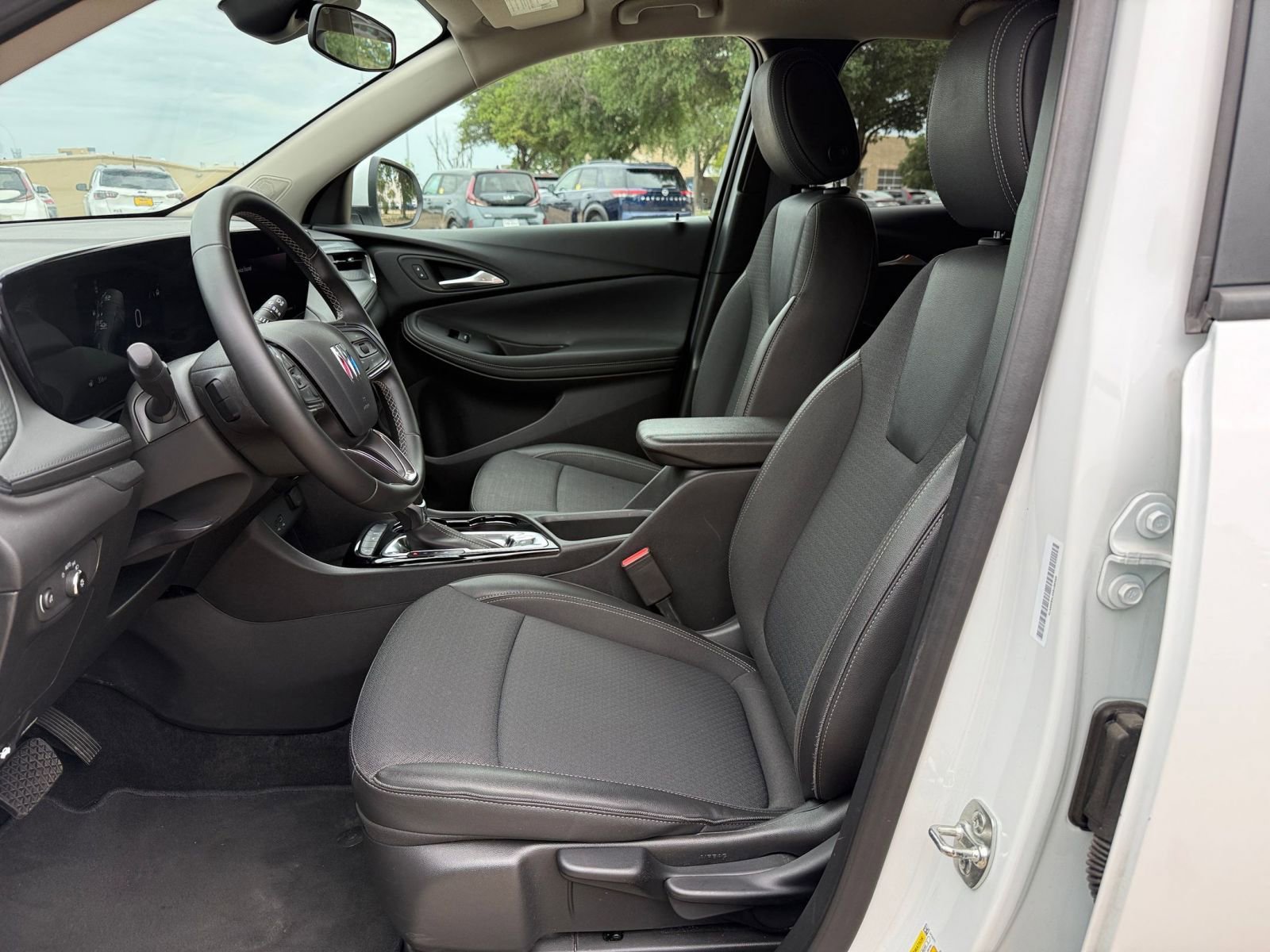 Thumbnail: 2025 Buick Encore GX - 28