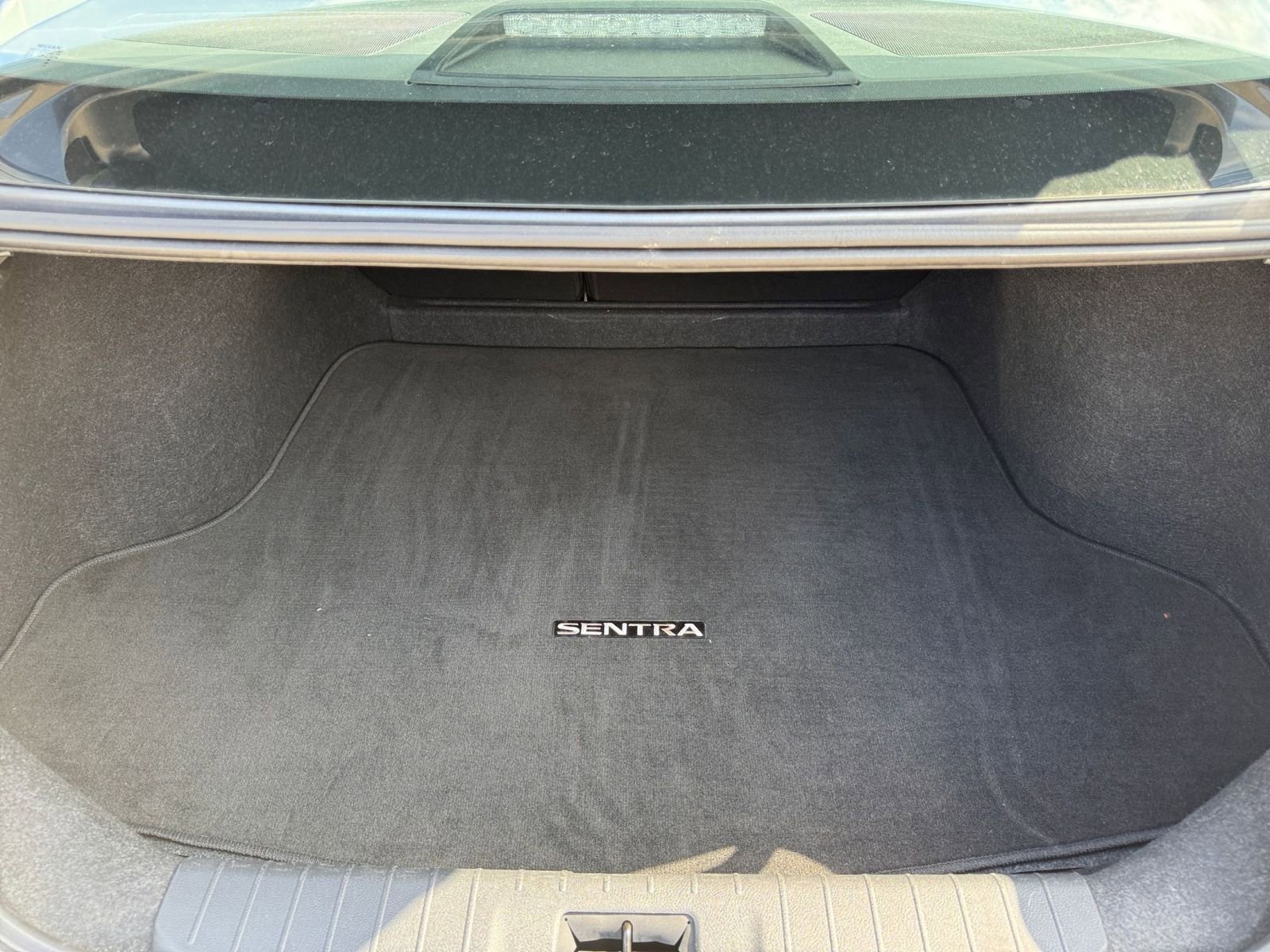 Thumbnail: 2025 Nissan Sentra - 31