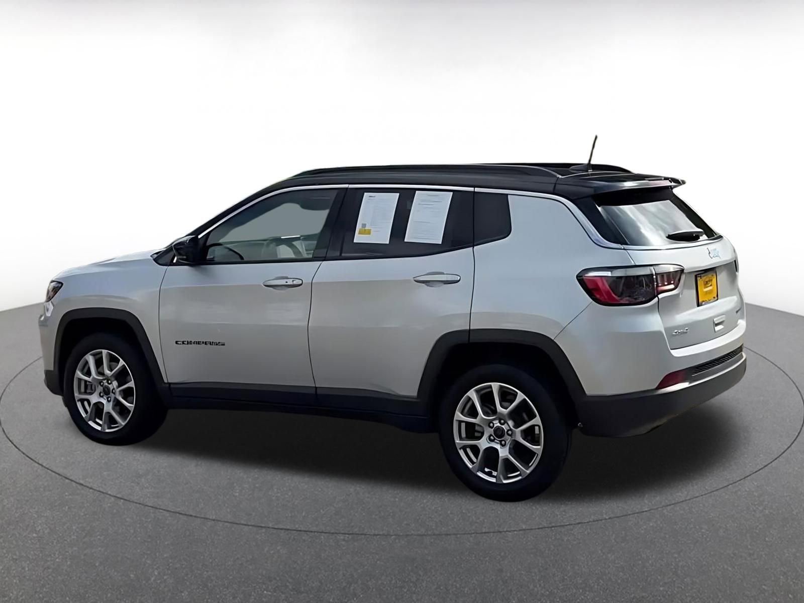 Thumbnail: 2025 Jeep Compass - 10