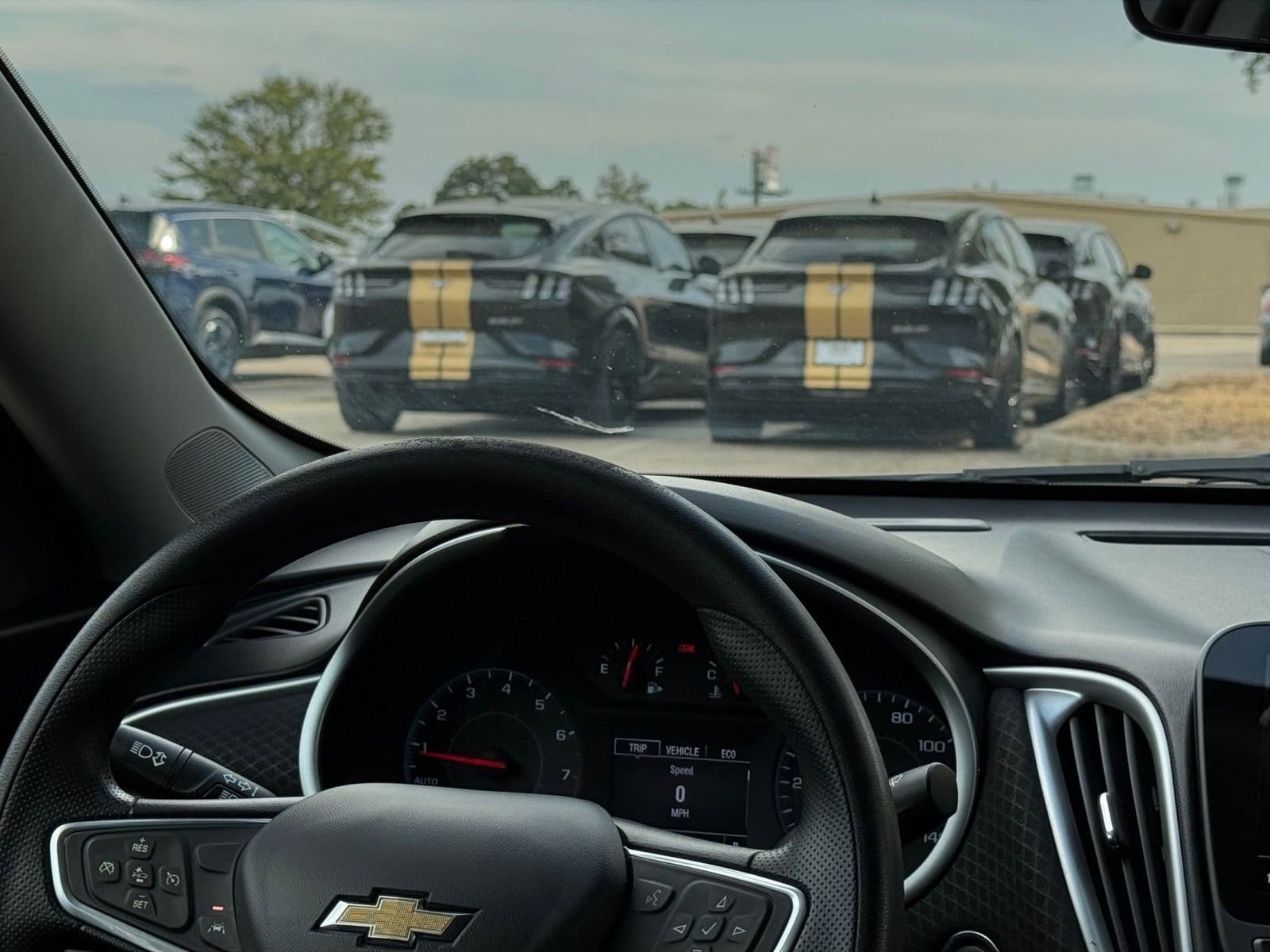 Thumbnail: 2023 Chevrolet Malibu - 34