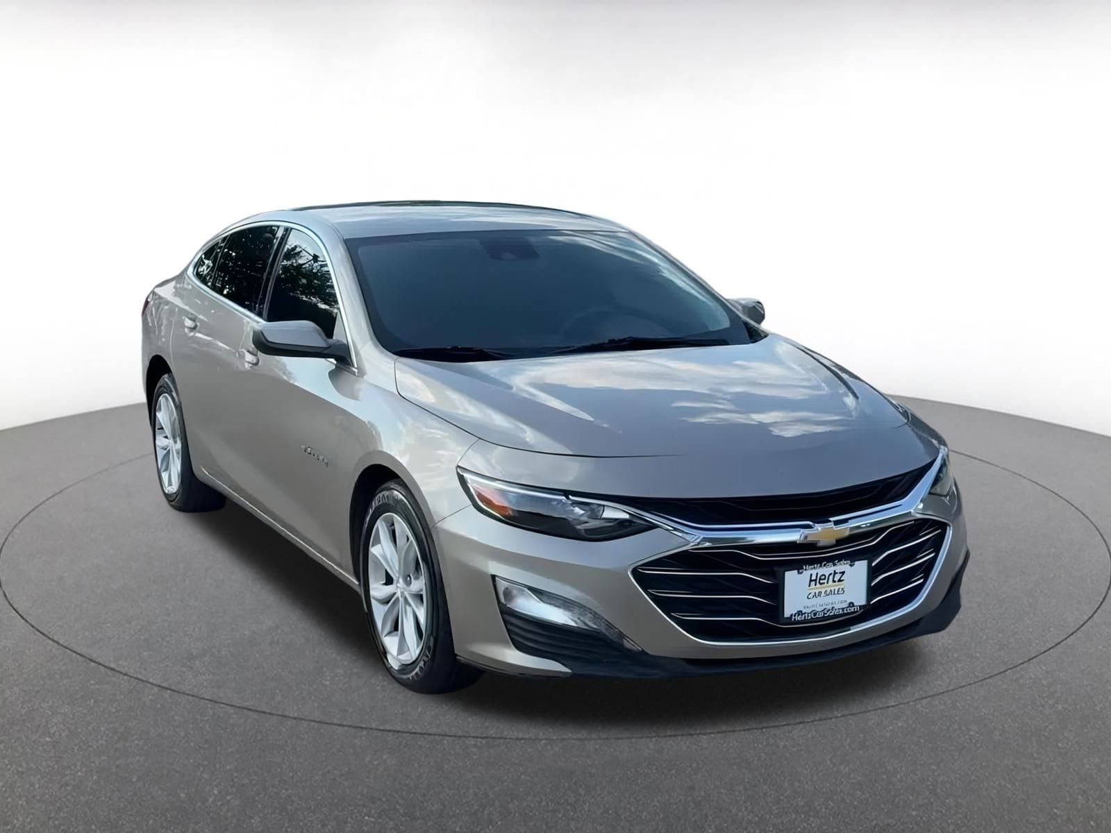 Thumbnail: 2024 Chevrolet Malibu - 3