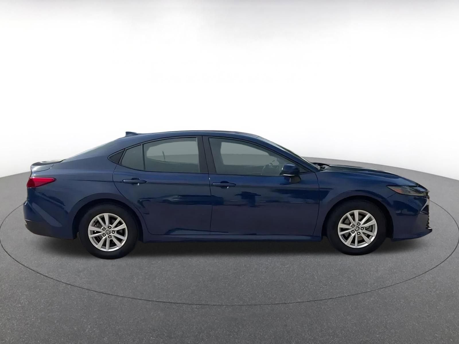 Thumbnail: 2025 Toyota Camry - 15