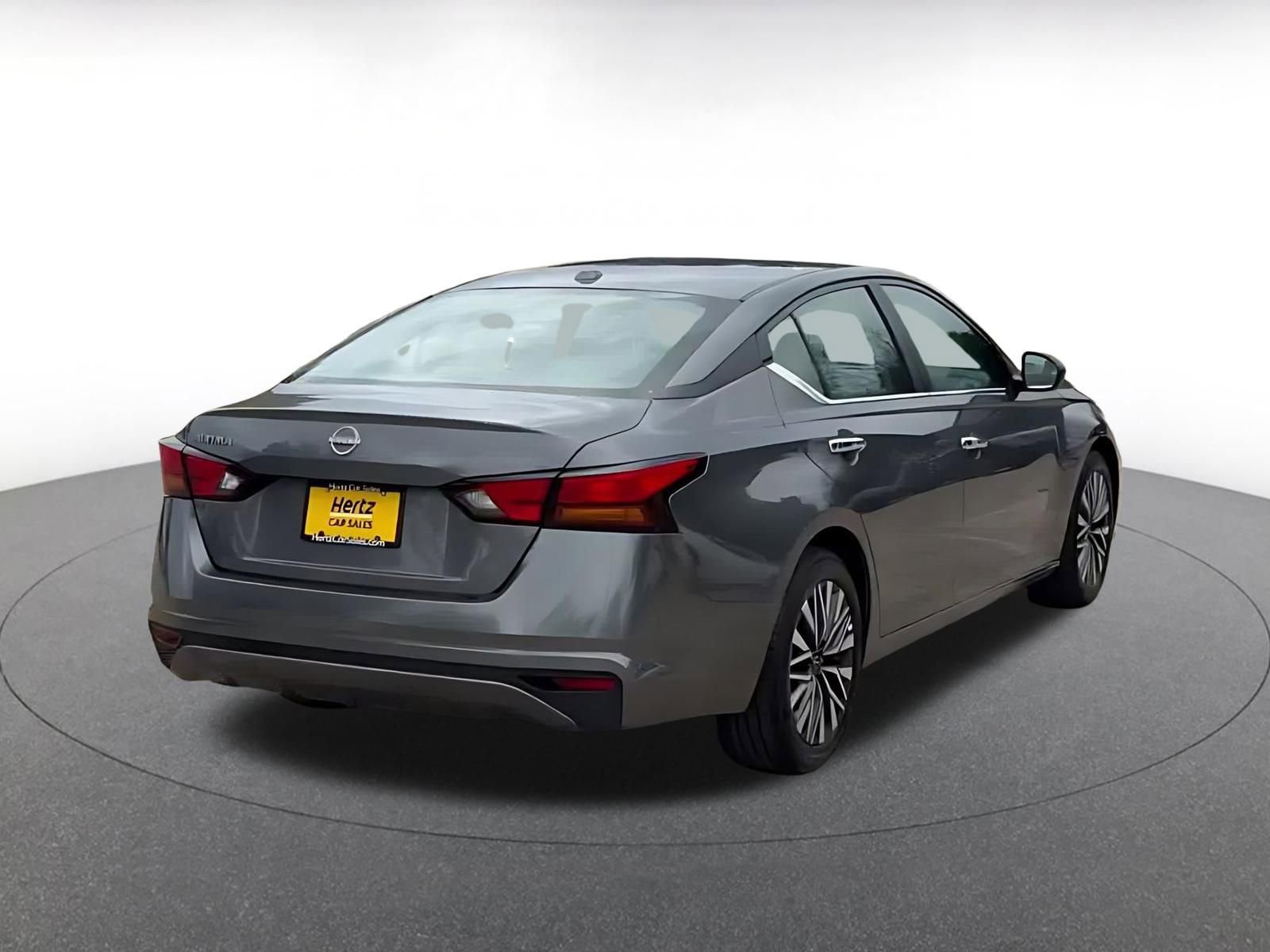 Thumbnail: 2025 Nissan Altima - 14