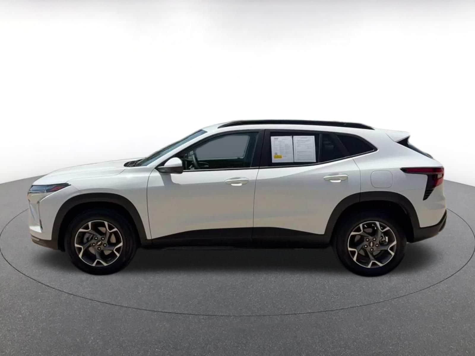 Thumbnail: 2025 Chevrolet Trax - 7