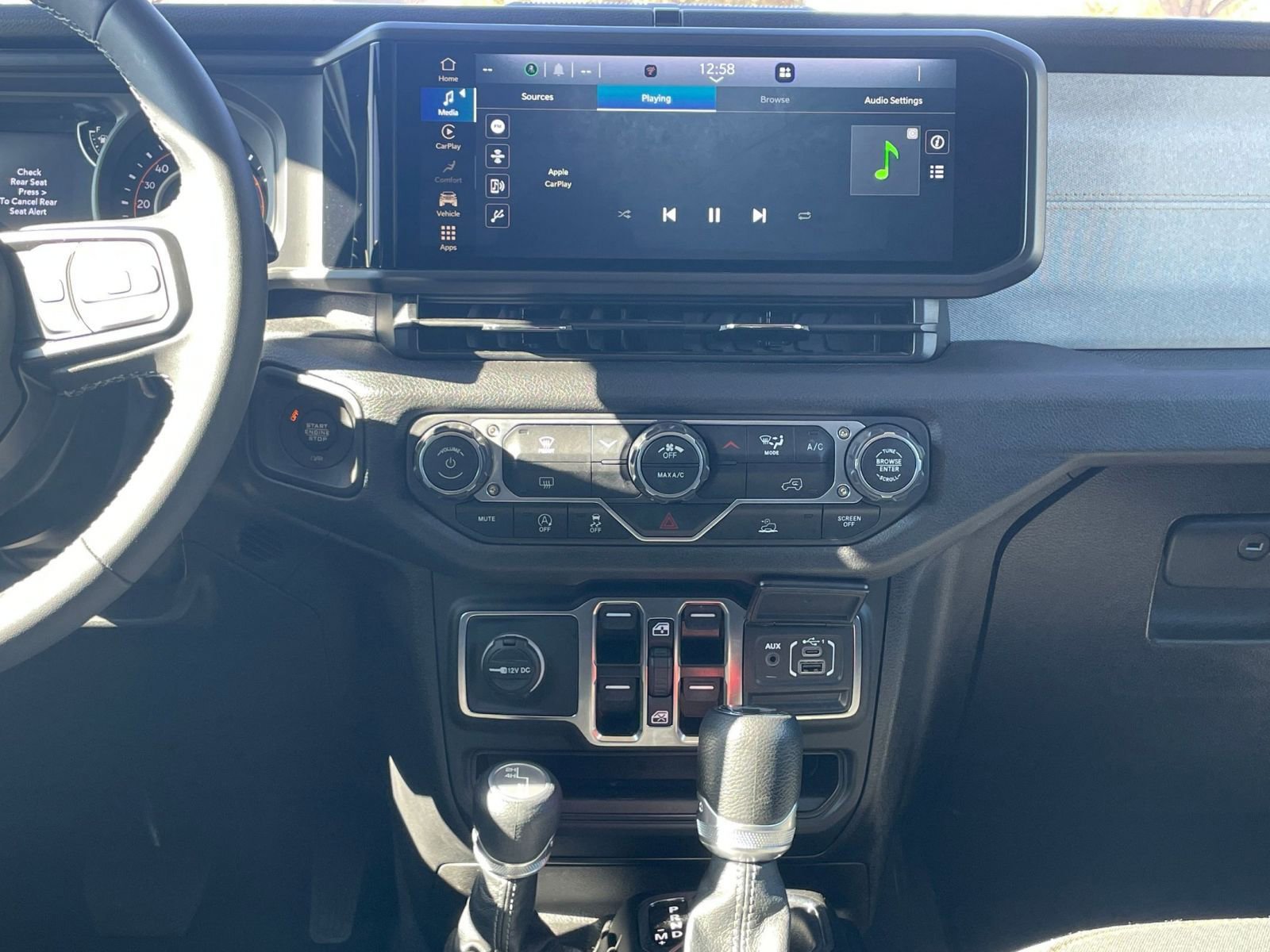 Thumbnail: 2025 Jeep Wrangler - 18