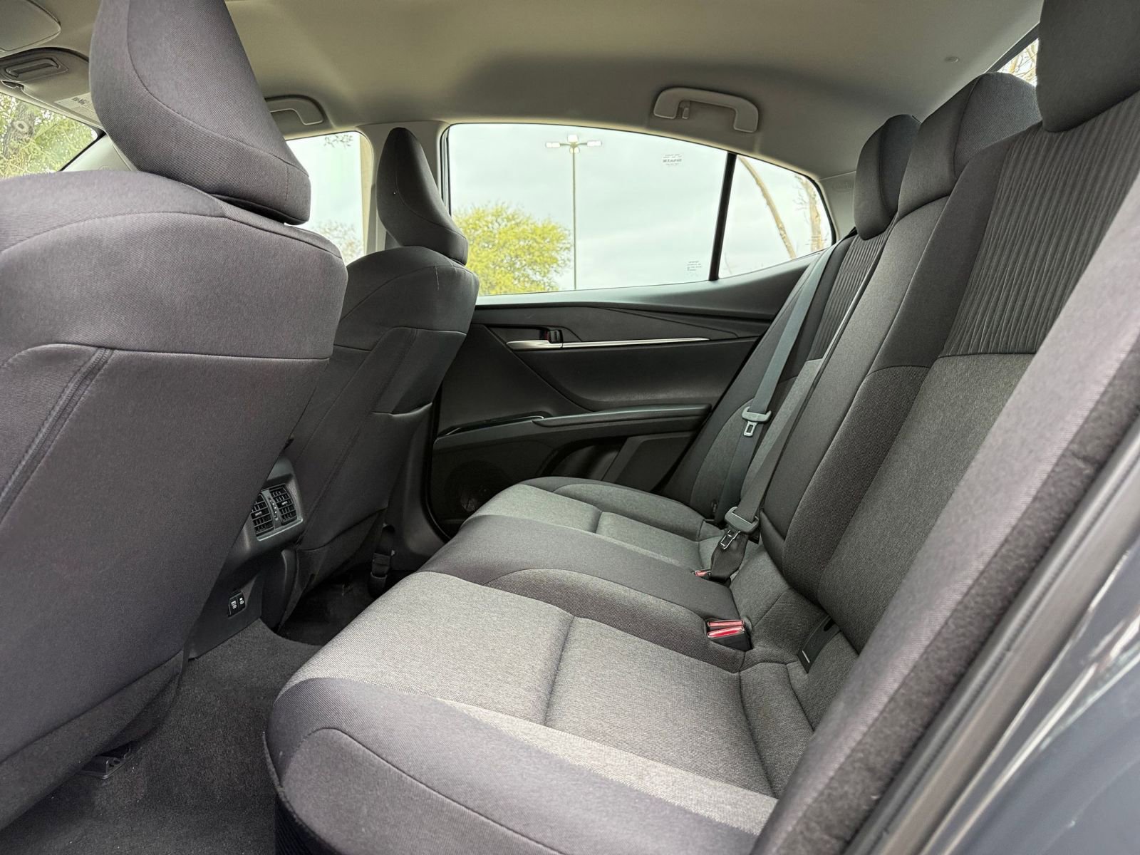 Thumbnail: 2025 Toyota Camry - 25