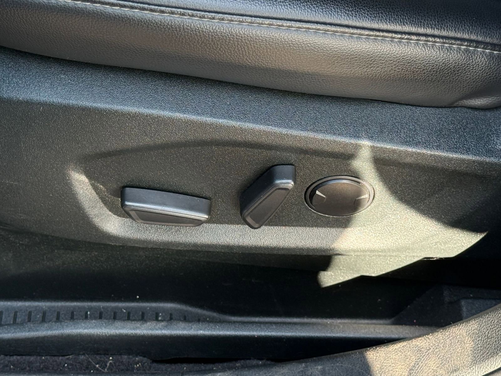 Thumbnail: 2022 Ford Edge - 25