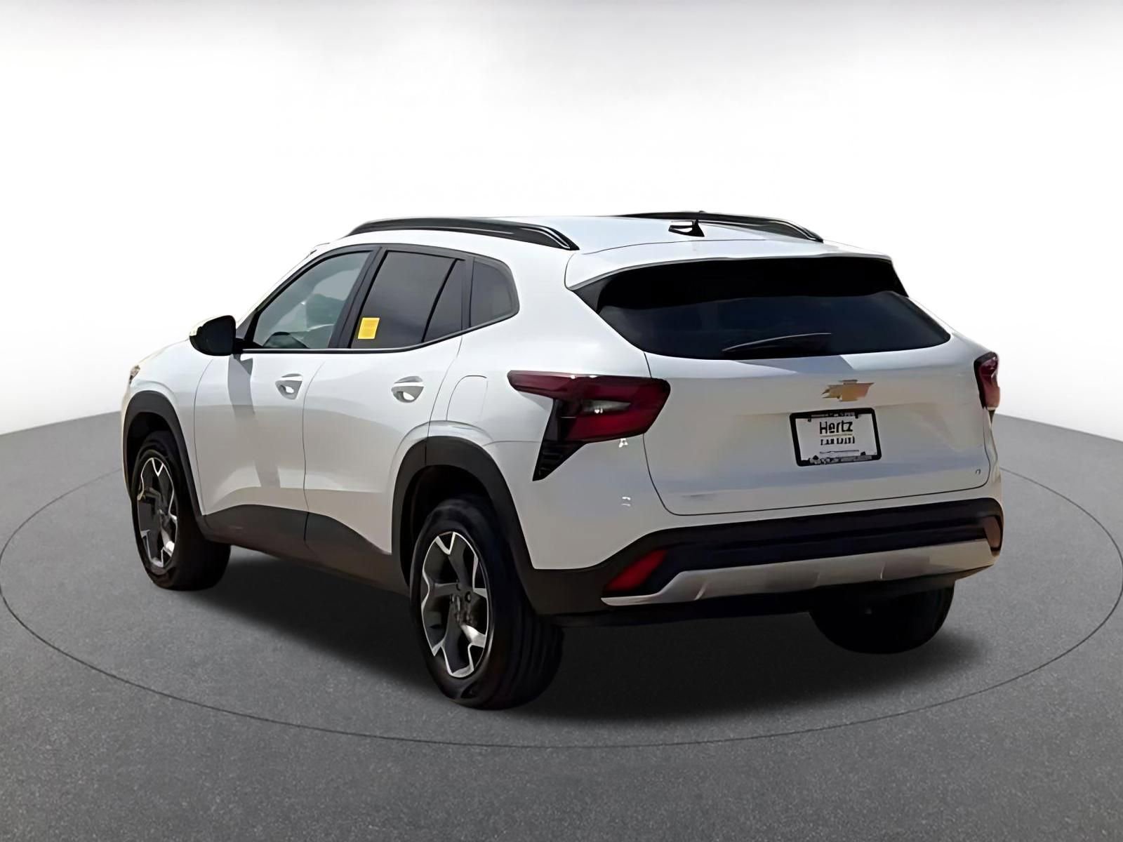 Thumbnail: 2025 Chevrolet Trax - 11