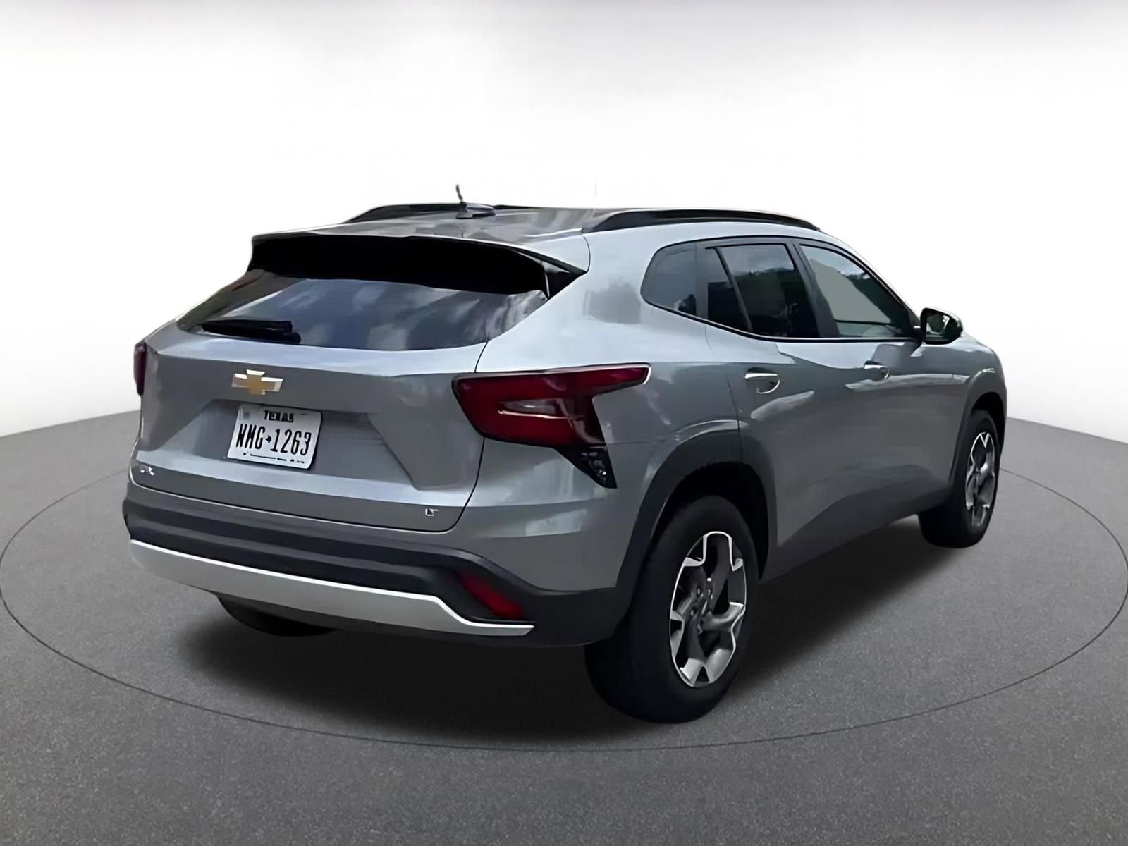 Thumbnail: 2025 Chevrolet Trax - 14