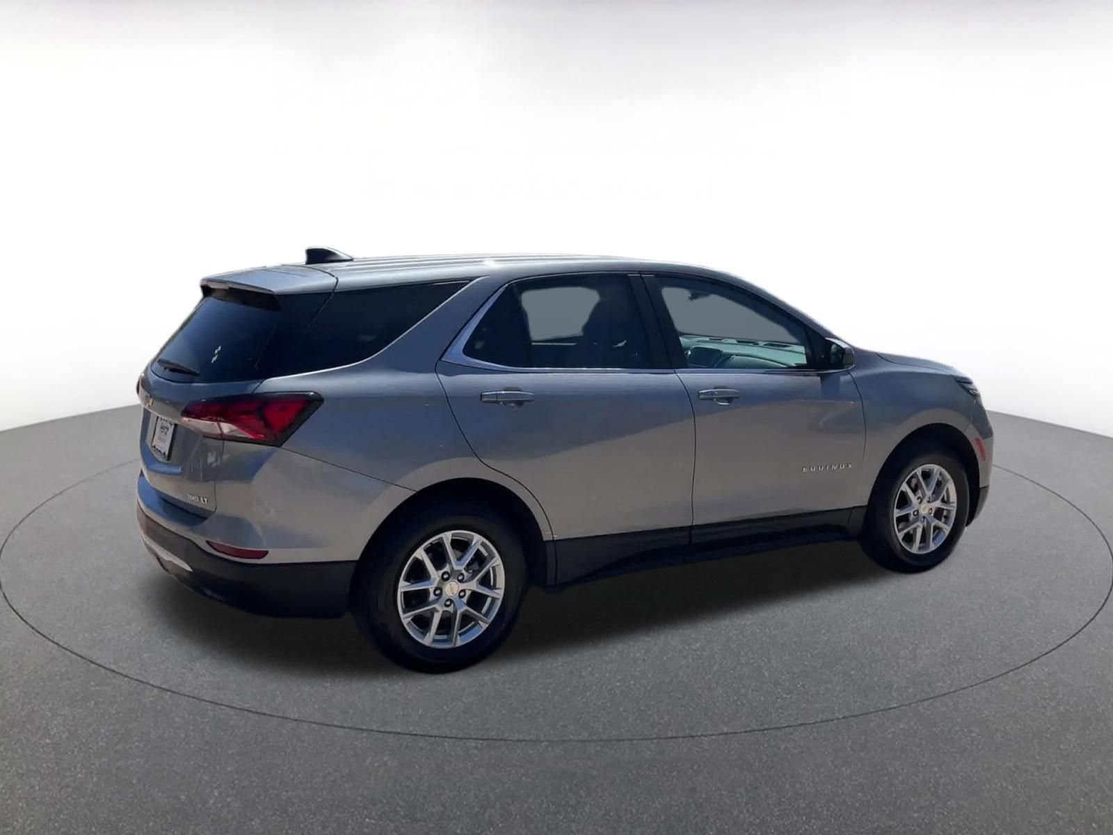 Thumbnail: 2024 Chevrolet Equinox - 15