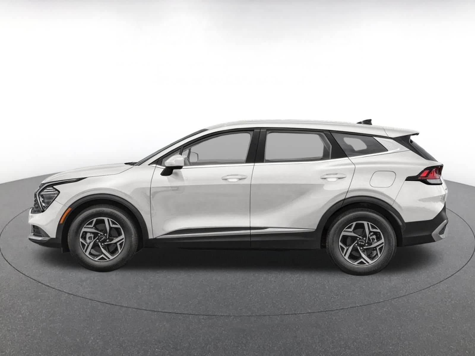 Thumbnail: 2025 Kia Sportage - 3