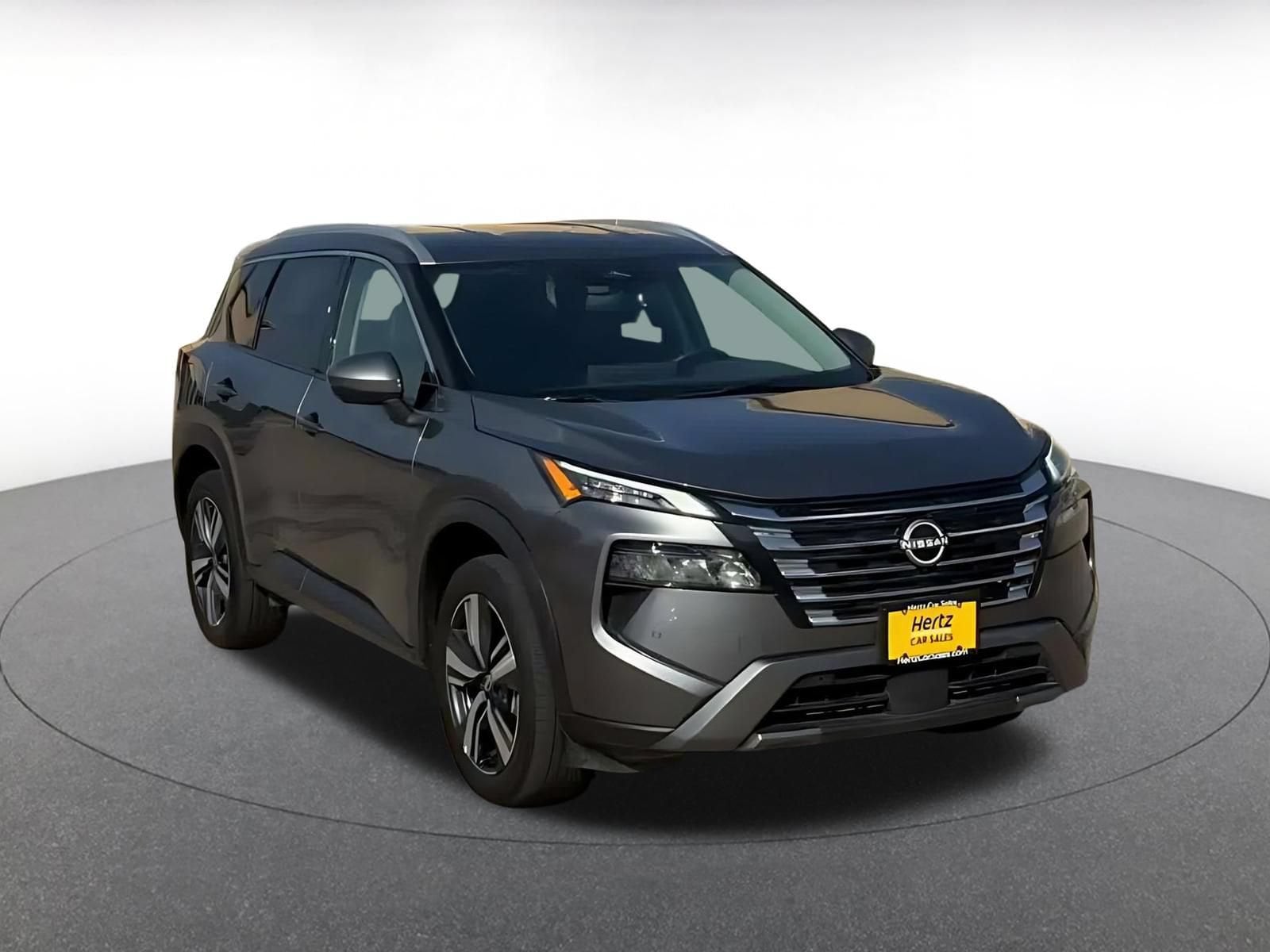 Thumbnail: 2026 Nissan Rogue - 3