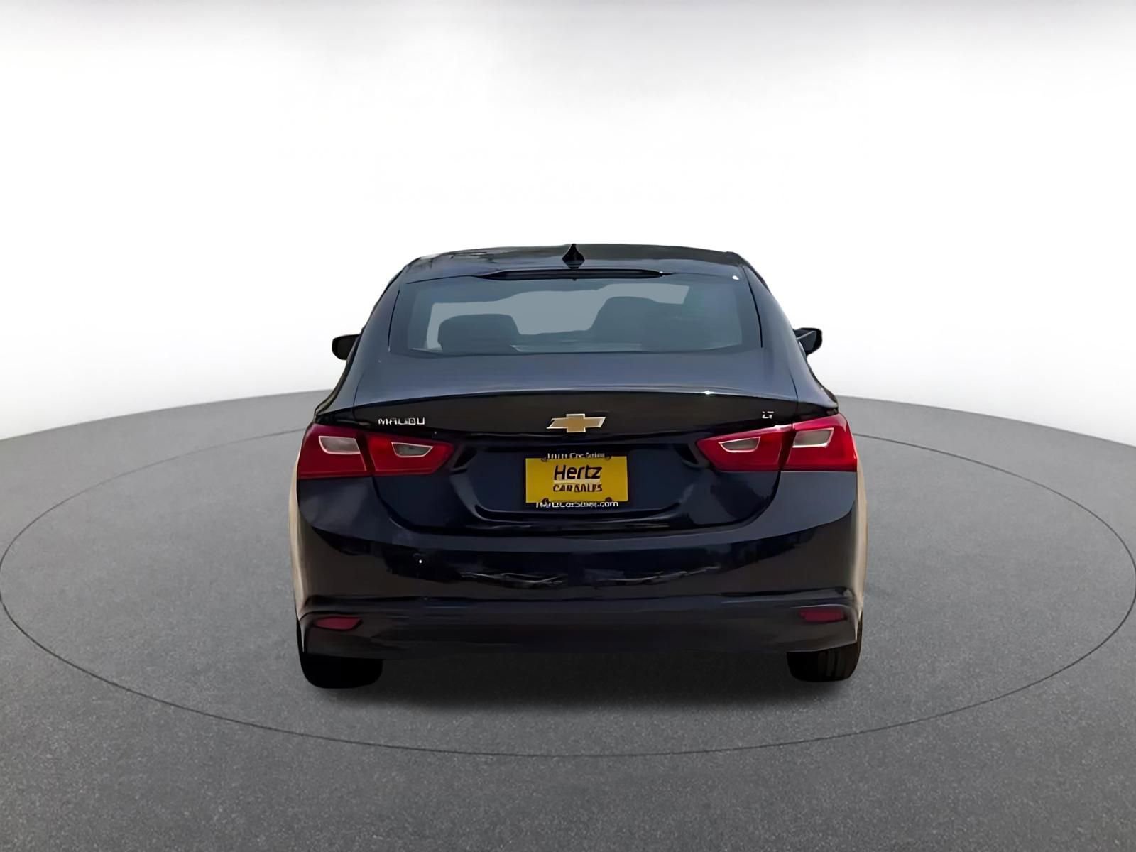 Thumbnail: 2023 Chevrolet Malibu - 12