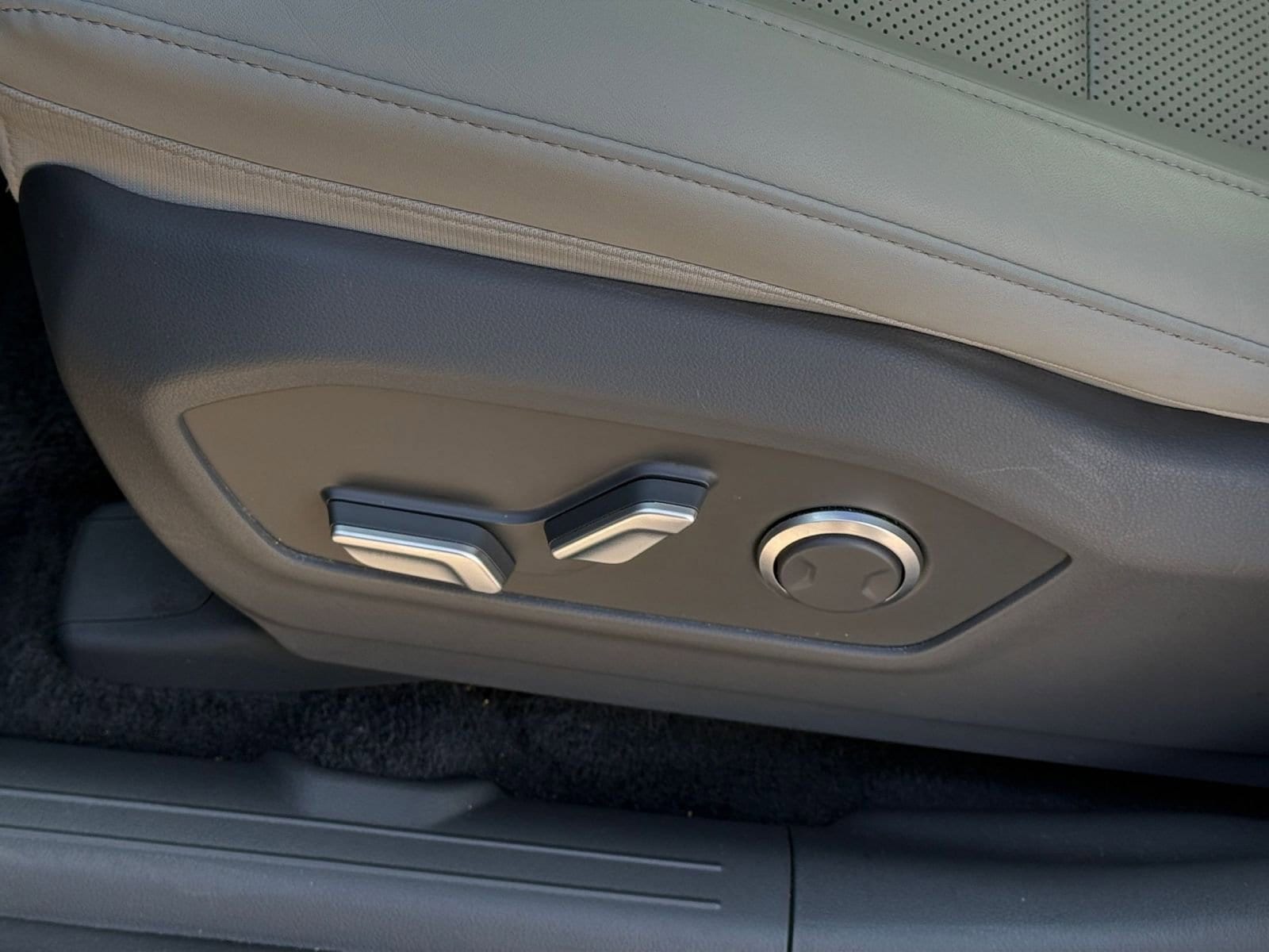 Thumbnail: 2025 Hyundai Santa Fe - 25