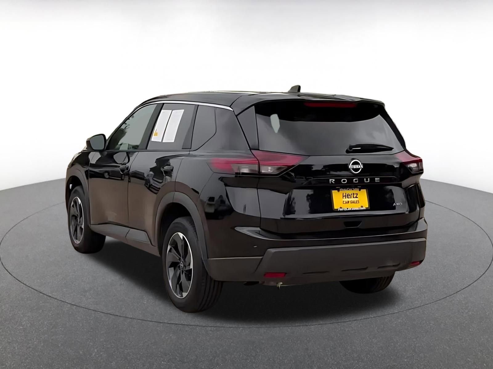 Thumbnail: 2025 Nissan Rogue - 11