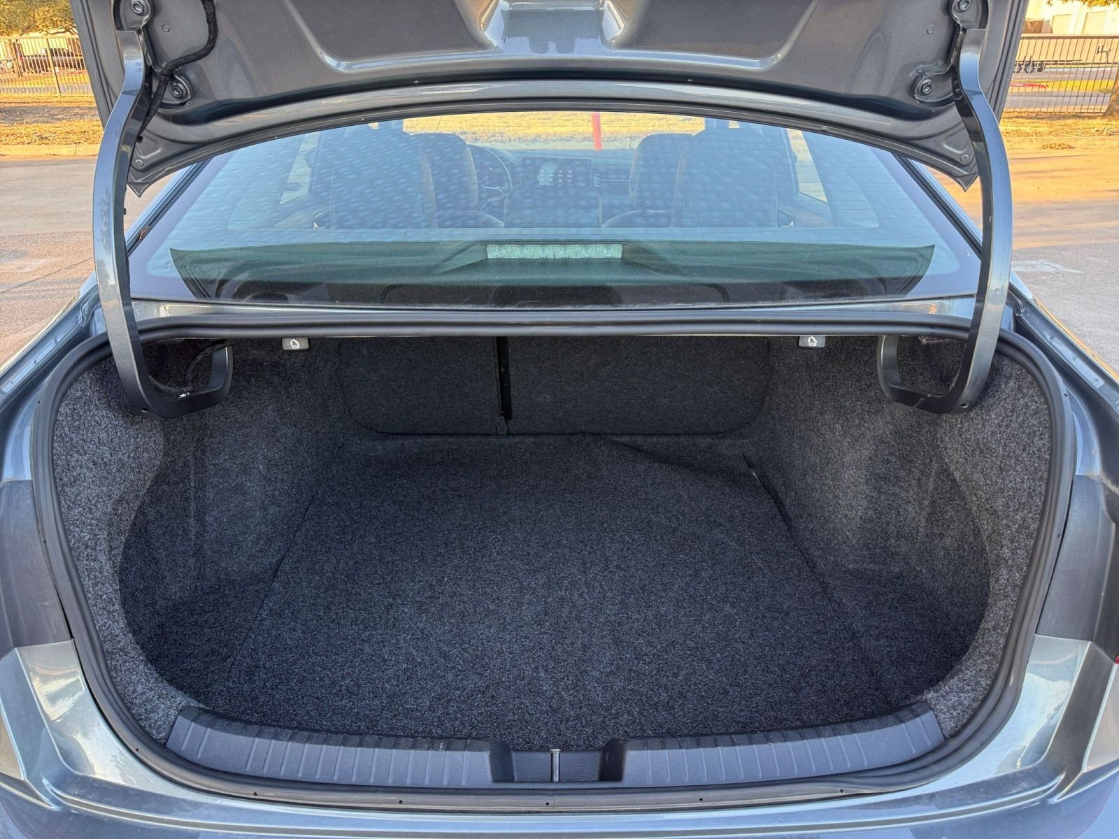 Thumbnail: 2025 Volkswagen Jetta - 31