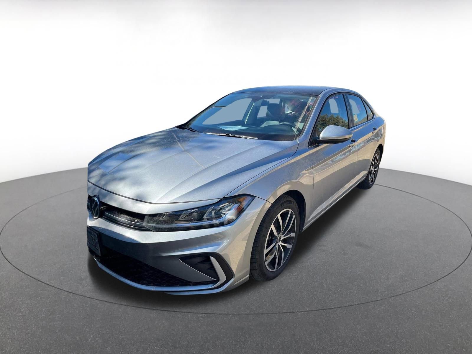 Thumbnail: 2025 Volkswagen Jetta - 2