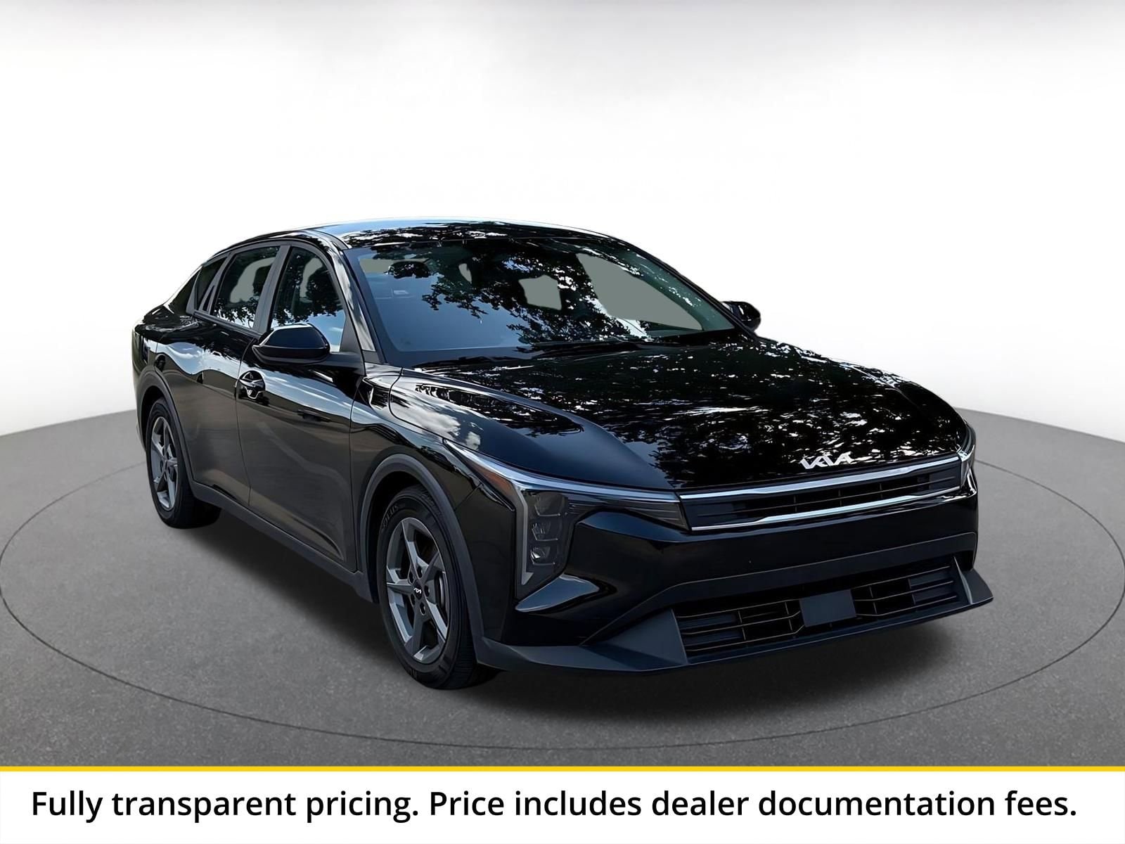 Thumbnail: 2025 Kia K4 - 1