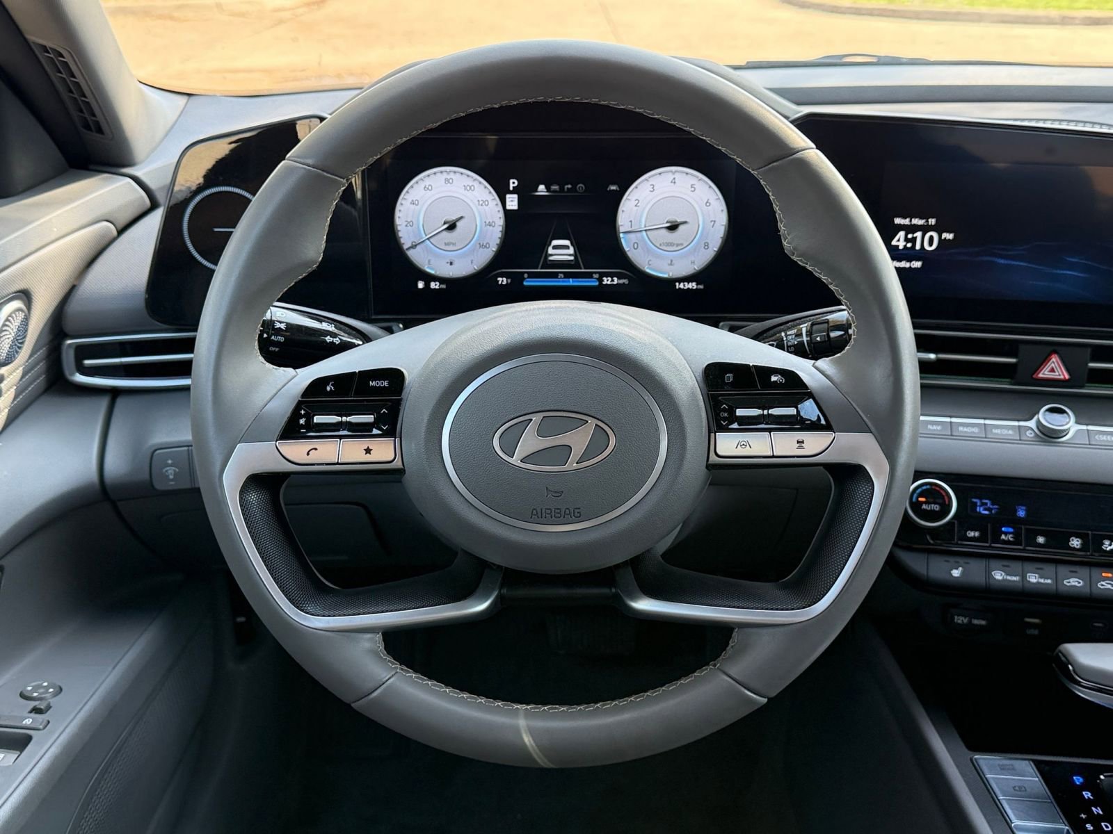 Thumbnail: 2025 Hyundai Elantra - 29