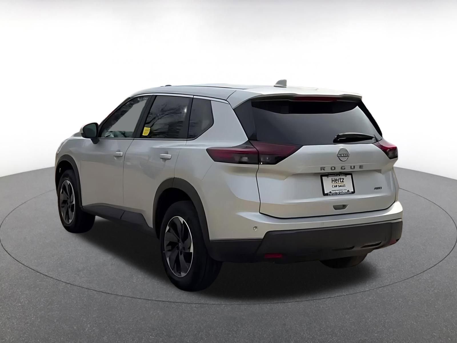 Thumbnail: 2025 Nissan Rogue - 11