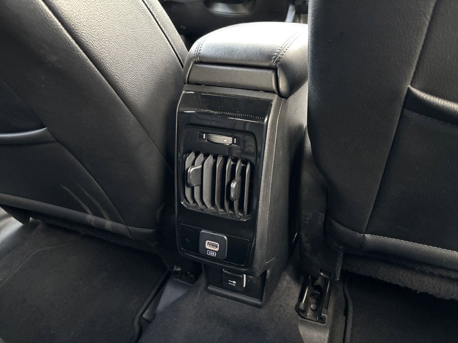 Thumbnail: 2025 Jeep Compass - 23