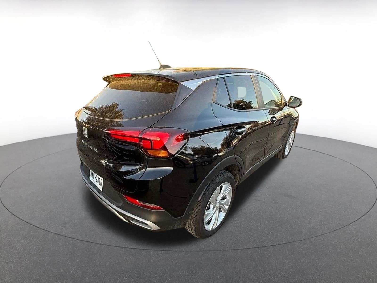 Thumbnail: 2025 Buick Encore GX - 4