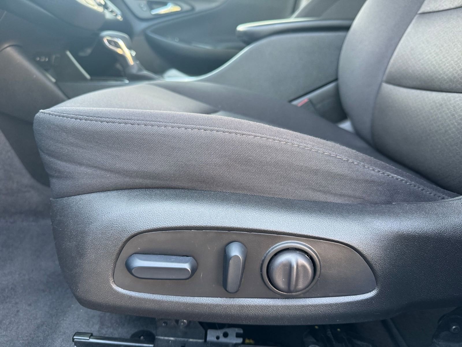 Thumbnail: 2024 Chevrolet Malibu - 23