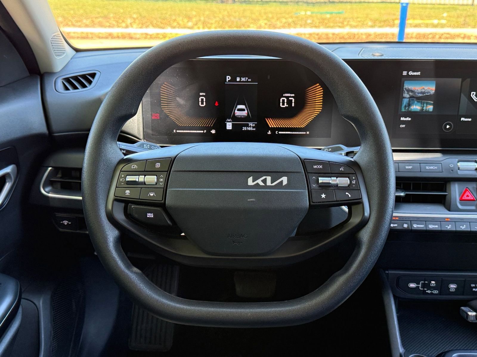 Thumbnail: 2025 Kia K4 - 29