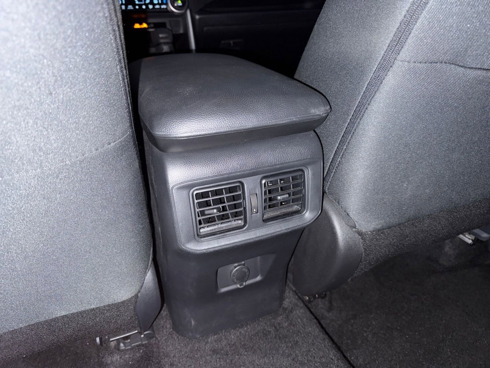 Thumbnail: 2025 Toyota RAV4 - 24