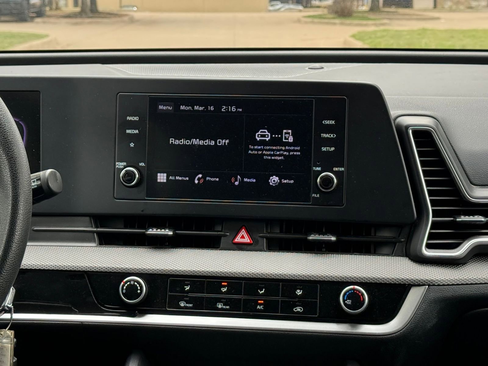 Thumbnail: 2025 Kia Sportage - 17