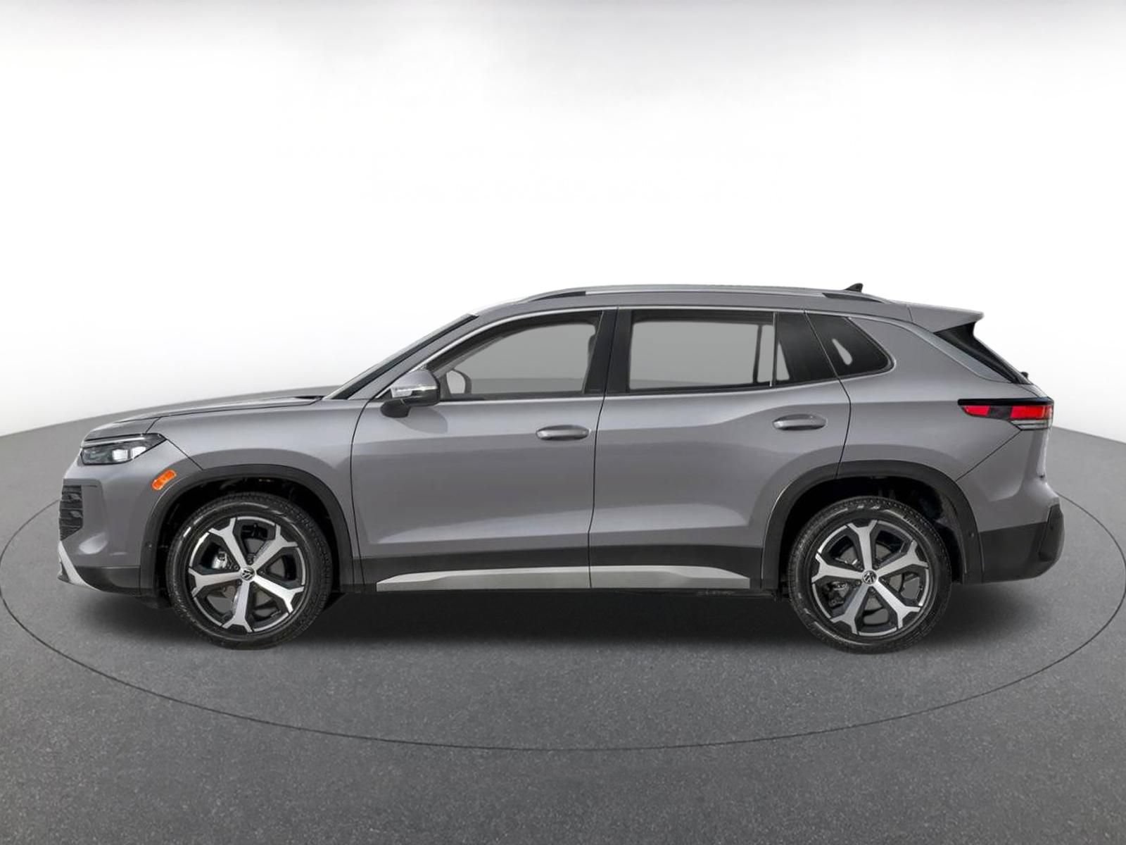 Thumbnail: 2026 Volkswagen Tiguan - 3