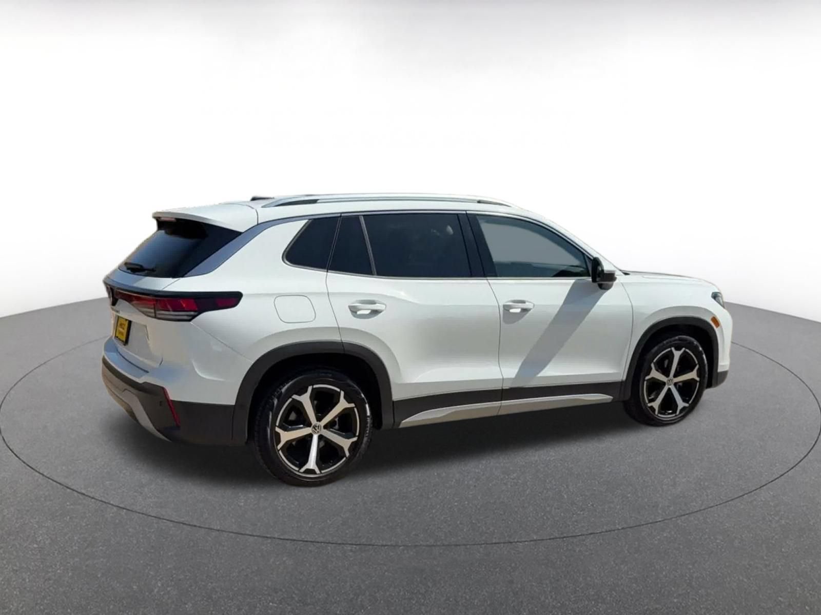 Thumbnail: 2026 Volkswagen Tiguan - 14