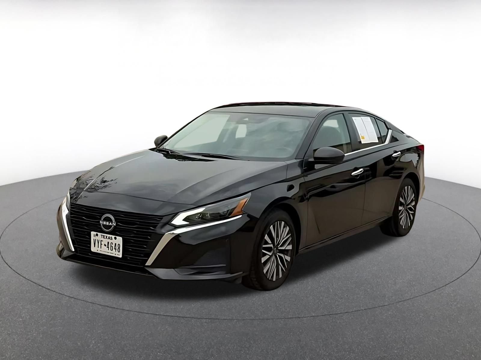 Thumbnail: 2025 Nissan Altima - 6