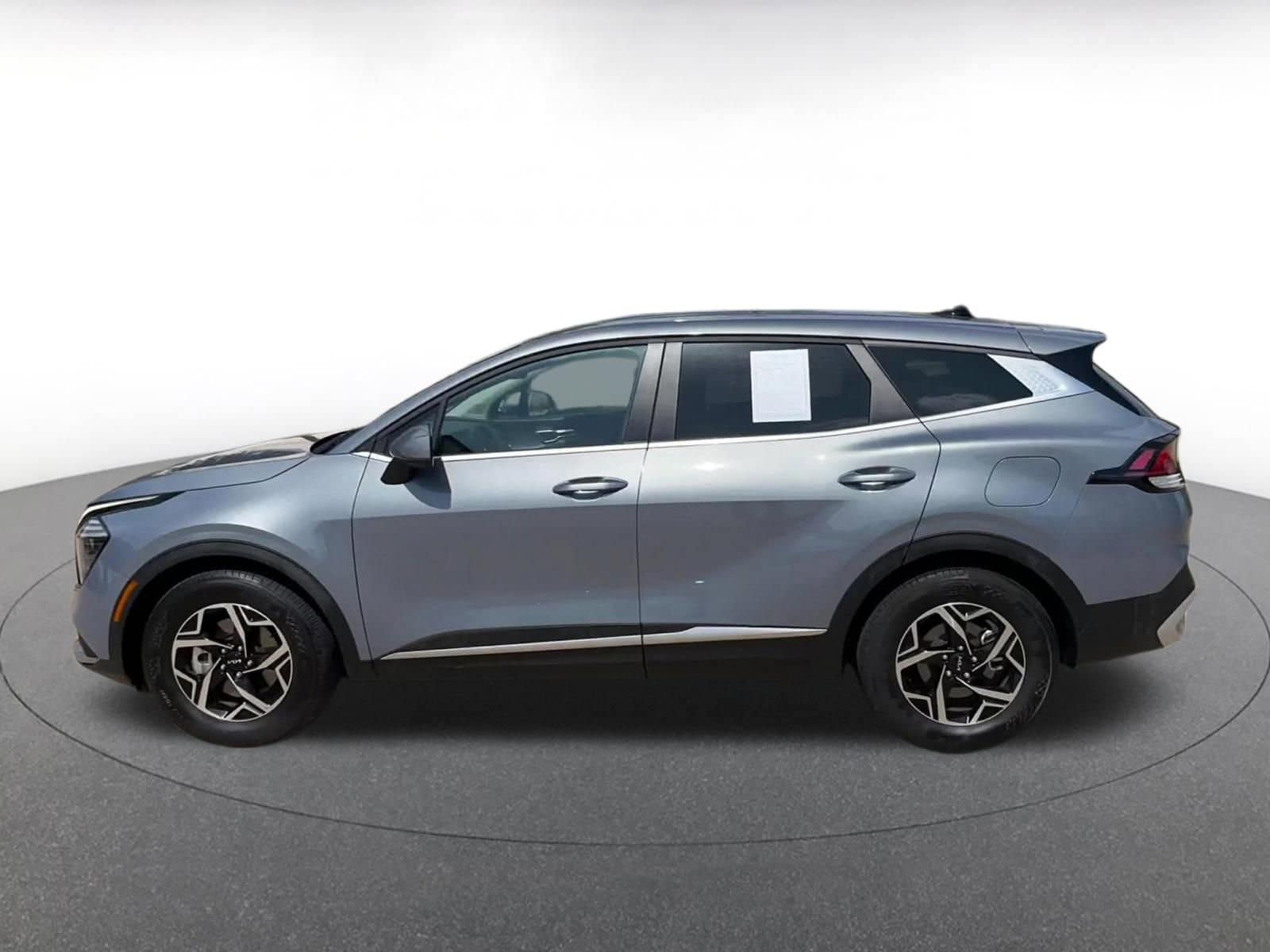 Thumbnail: 2025 Kia Sportage - 9