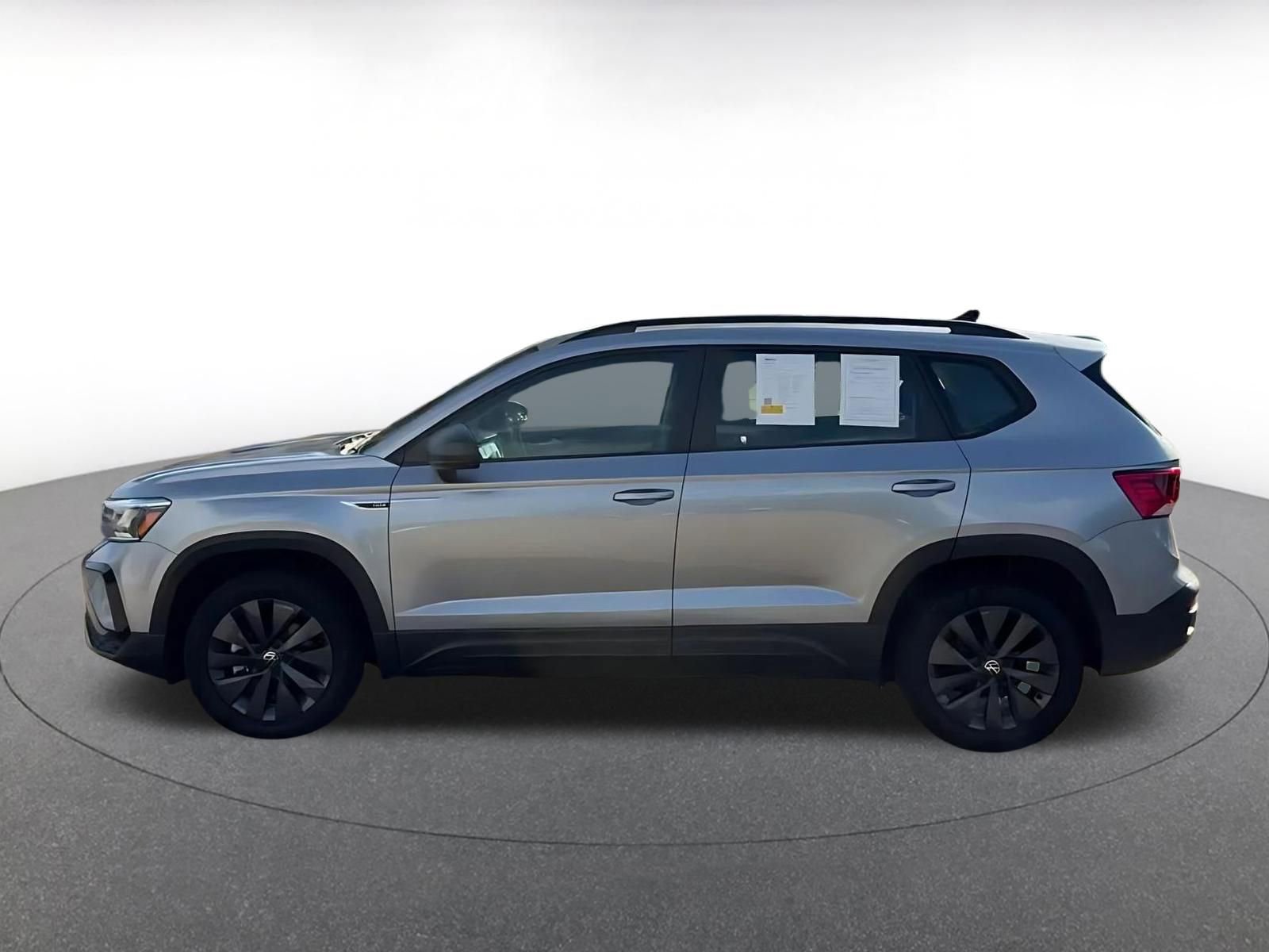 Thumbnail: 2024 Volkswagen Taos - 9